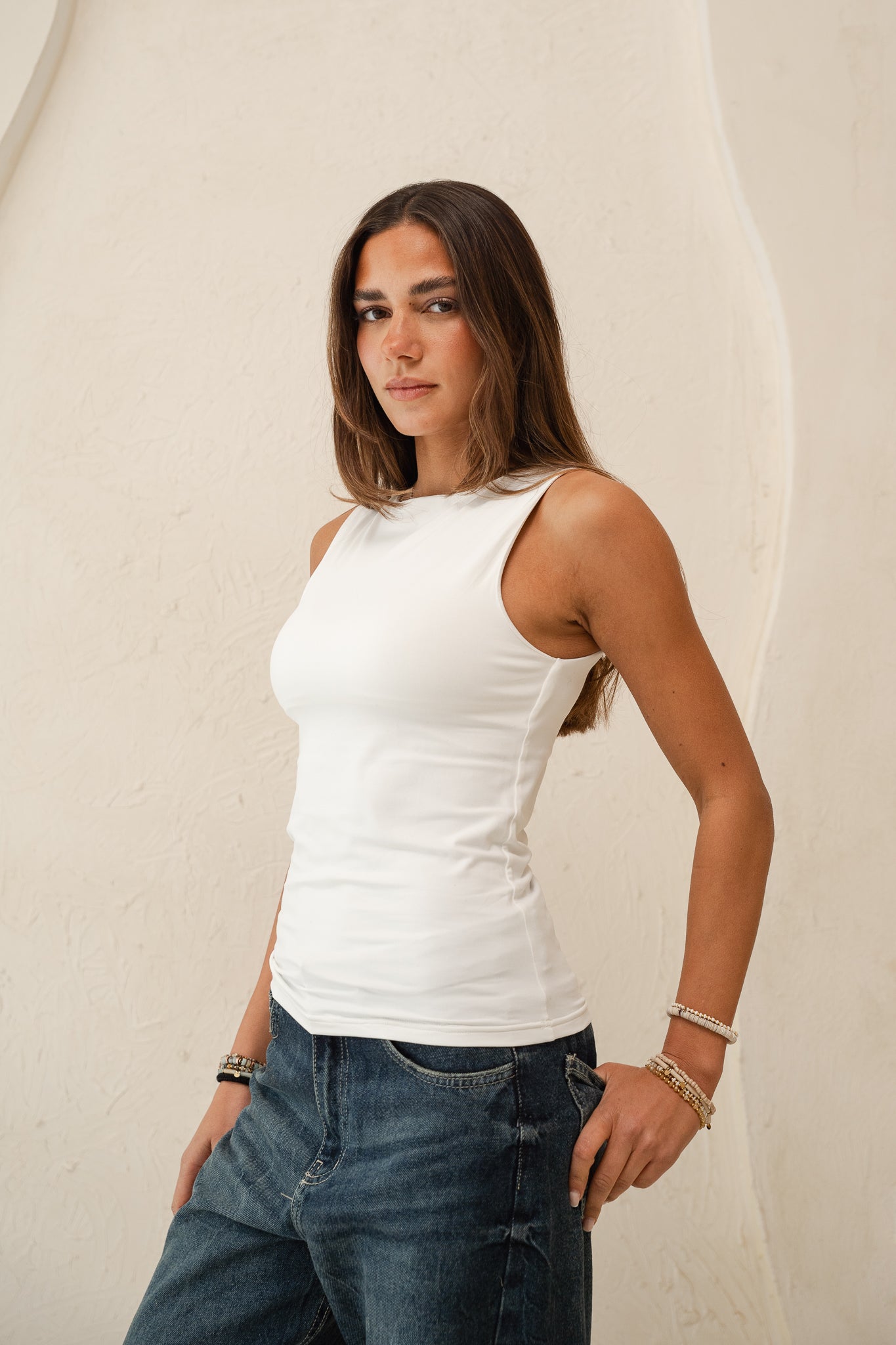 The Basic Top in Off-white