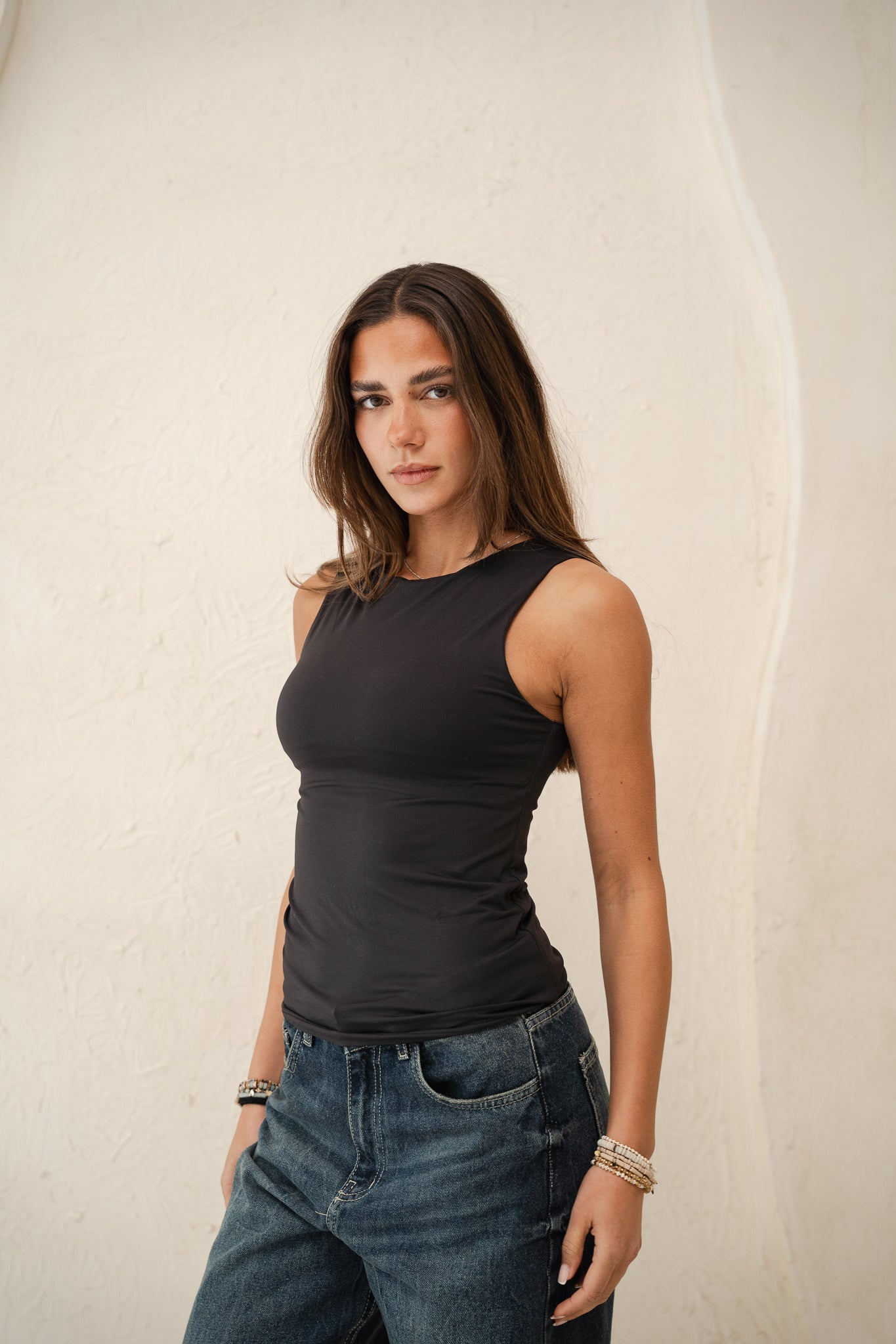 The Basic Top in Black