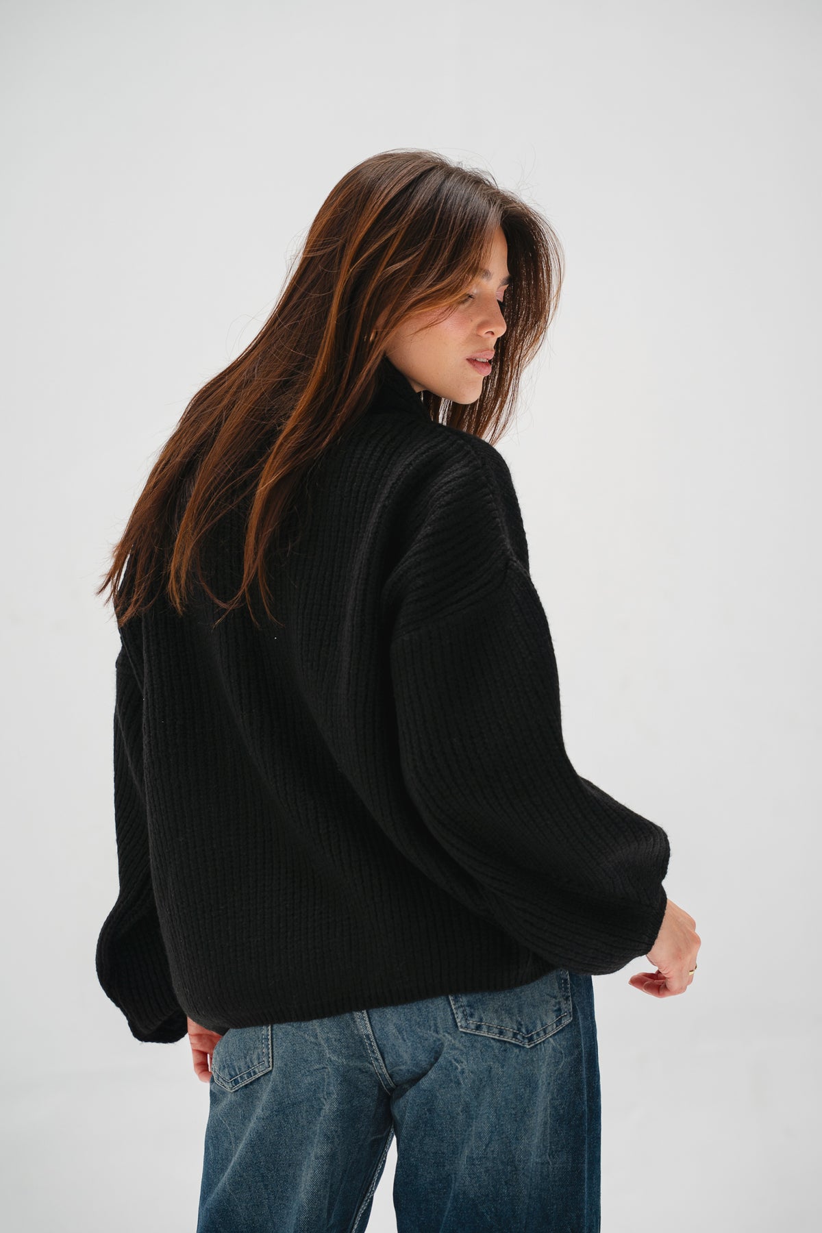Cinnamon Knit Cardigan in Black