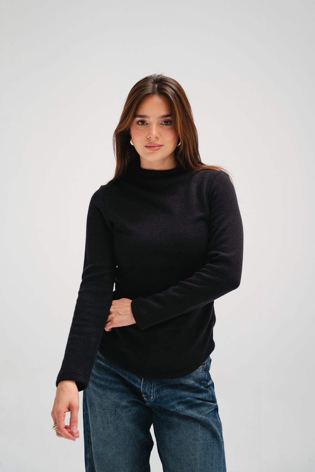 Cloud Basic Knit Top in Black