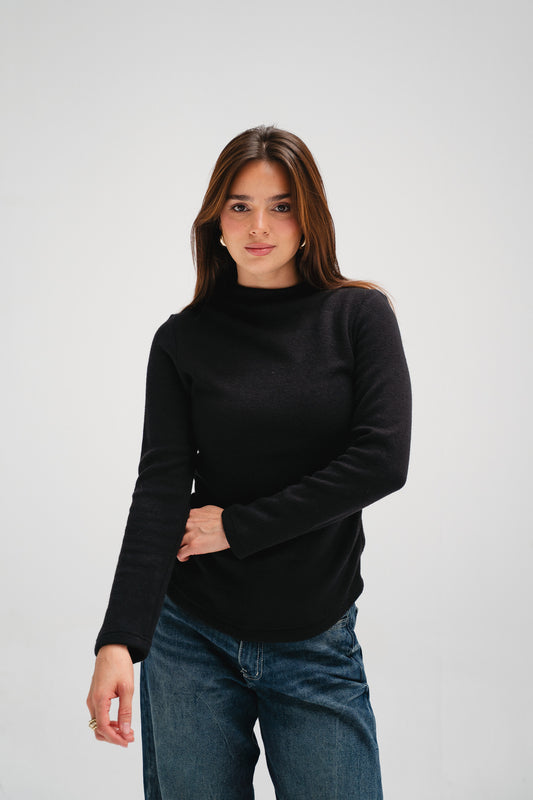 Cloud Basic Knit Top in Black