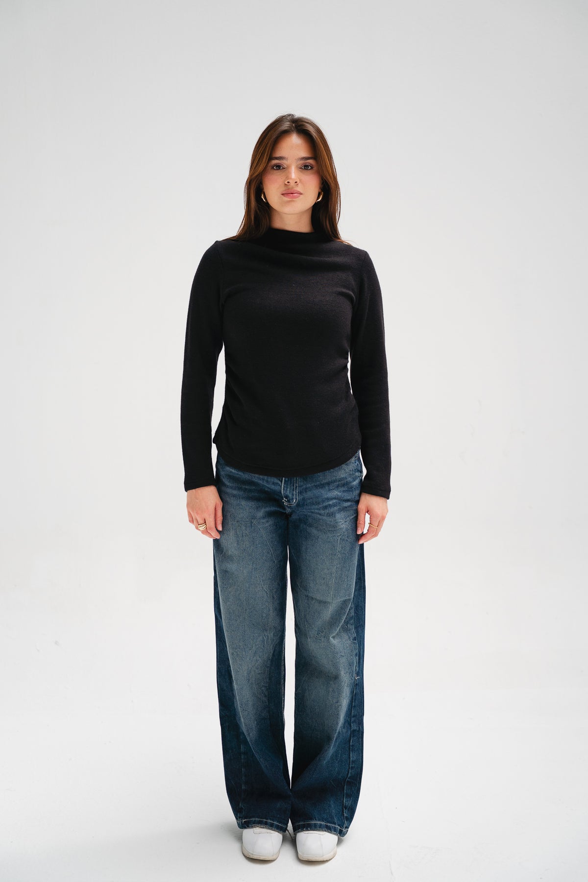Cloud Basic Knit Top in Black