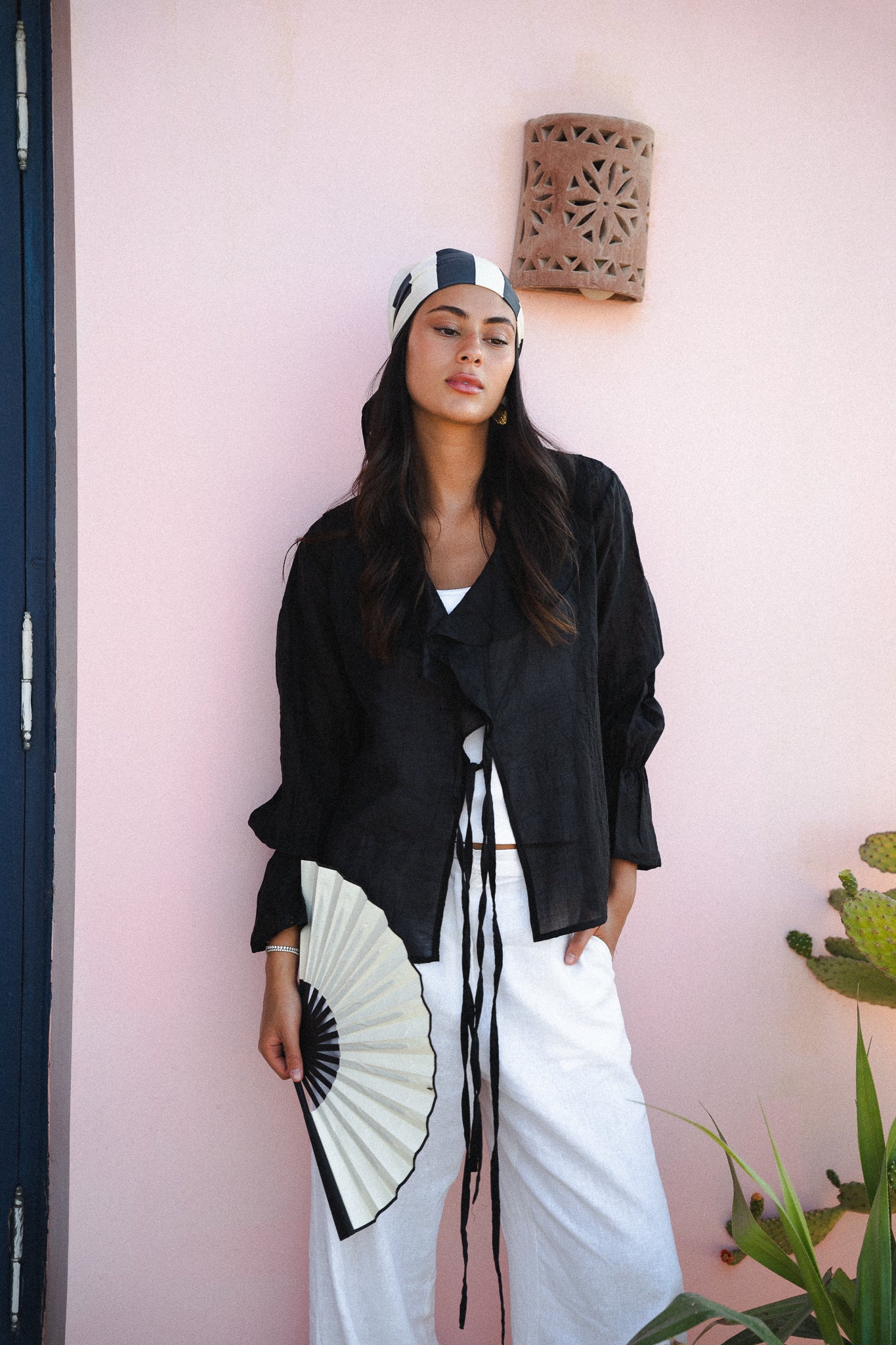 The Ruffles top in Black