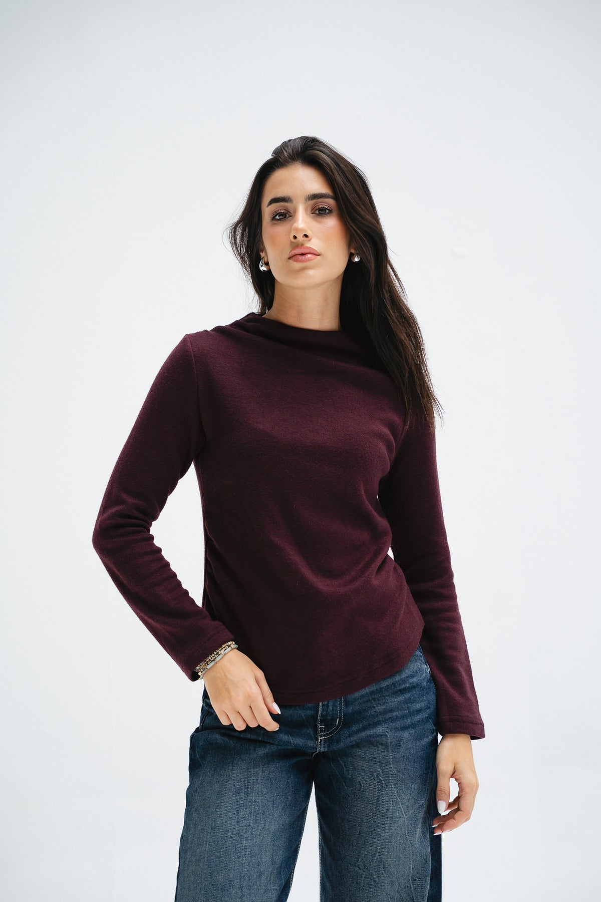 Cloud Basic Knit Top in Burgundy
