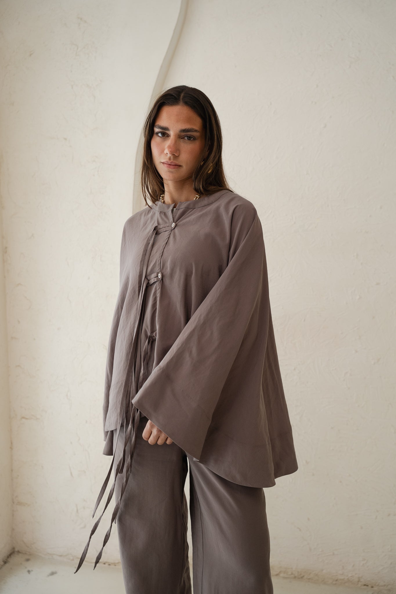 The Delicate Set in Taupe