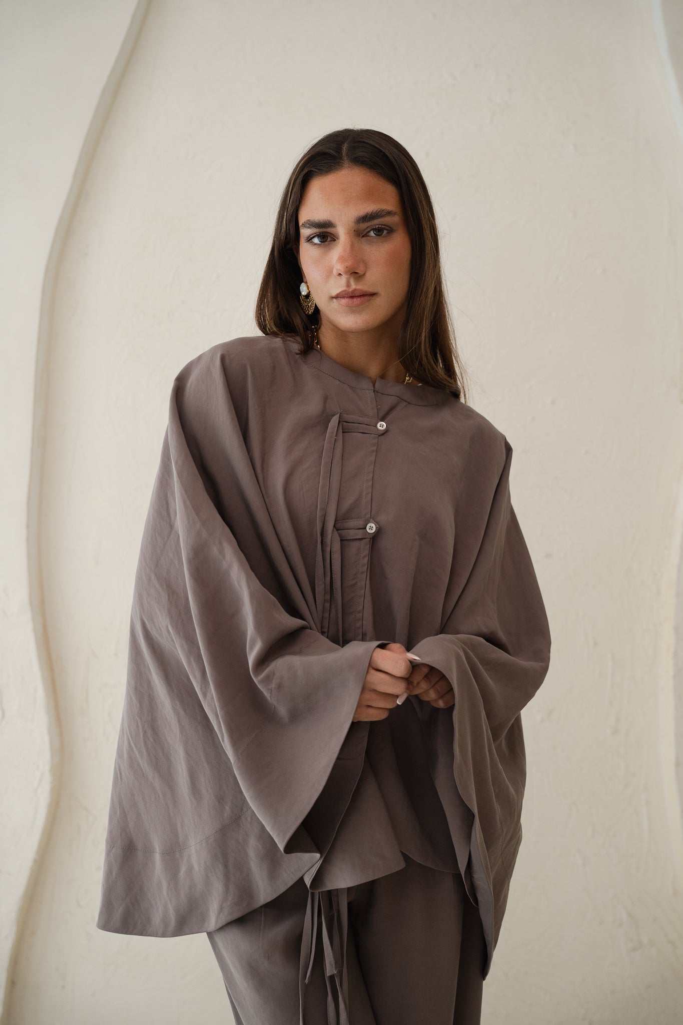 The Delicate Set in Taupe