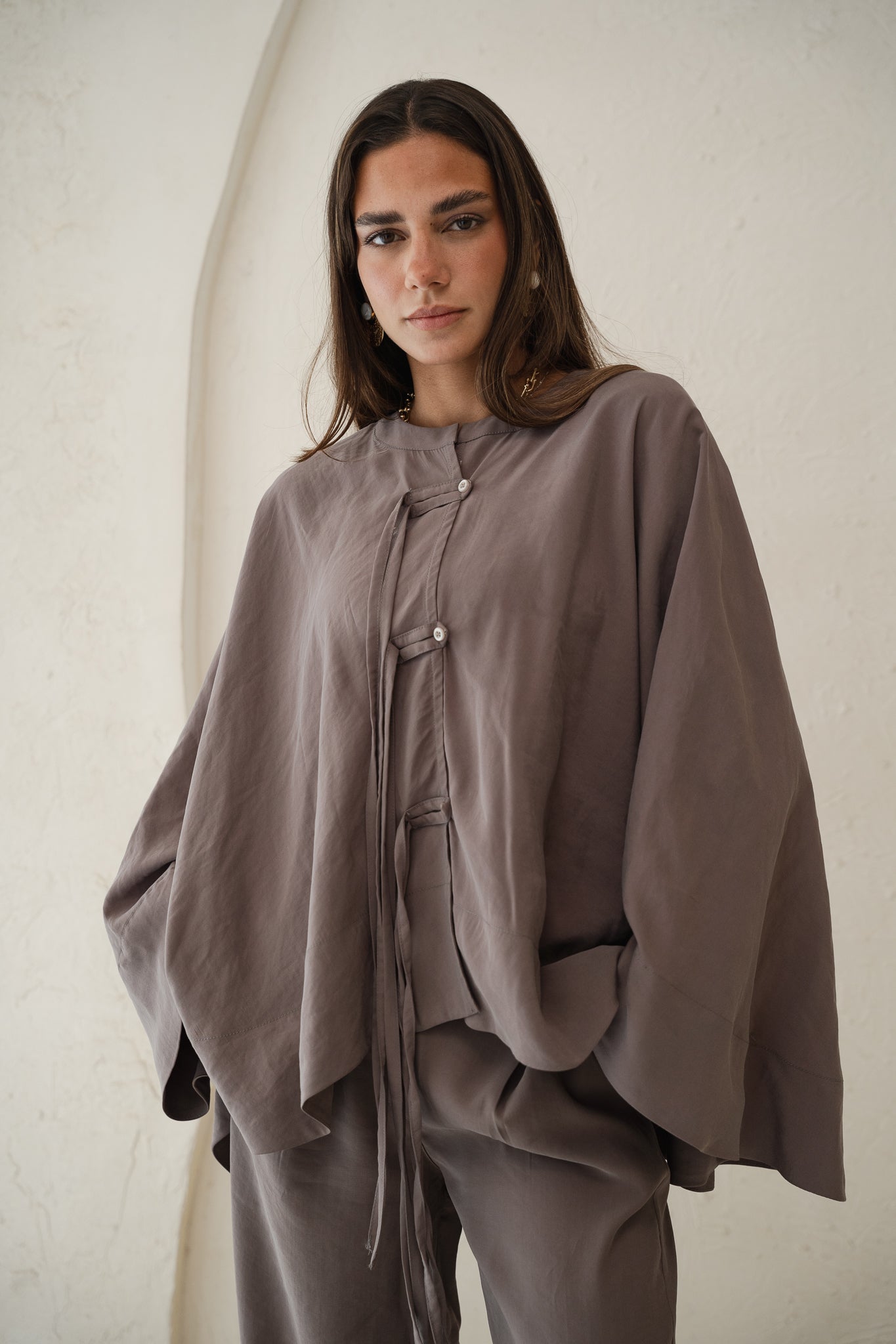The Delicate Set in Taupe