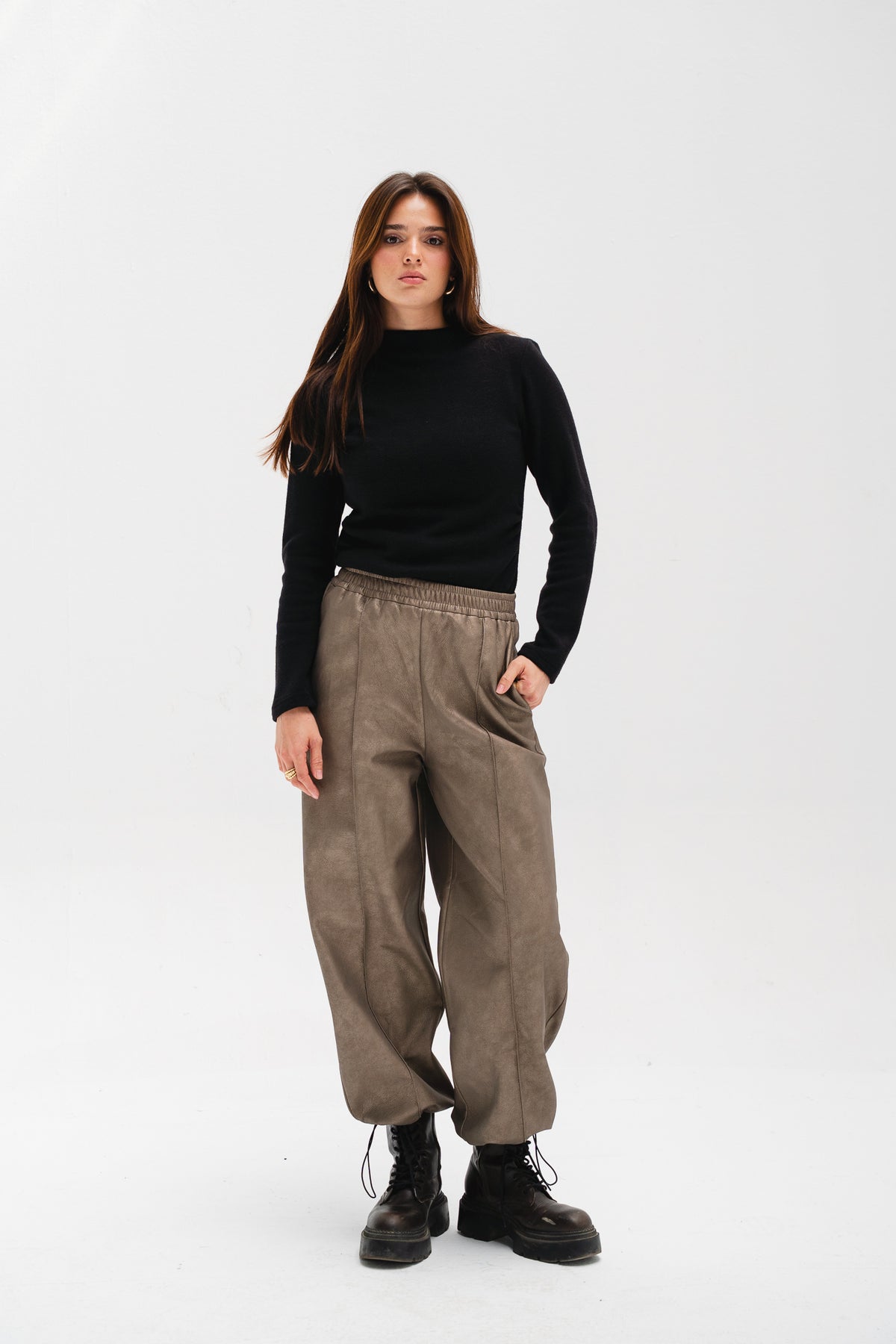 Balloon Leather Pants in Gold