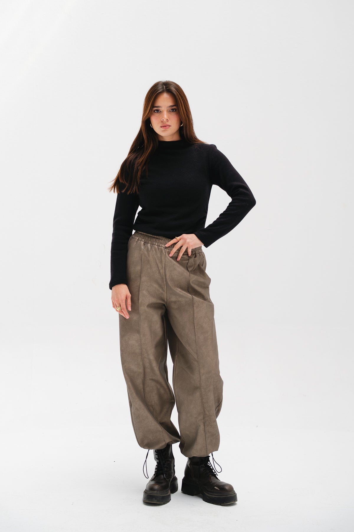 Balloon Leather Pants in Gold