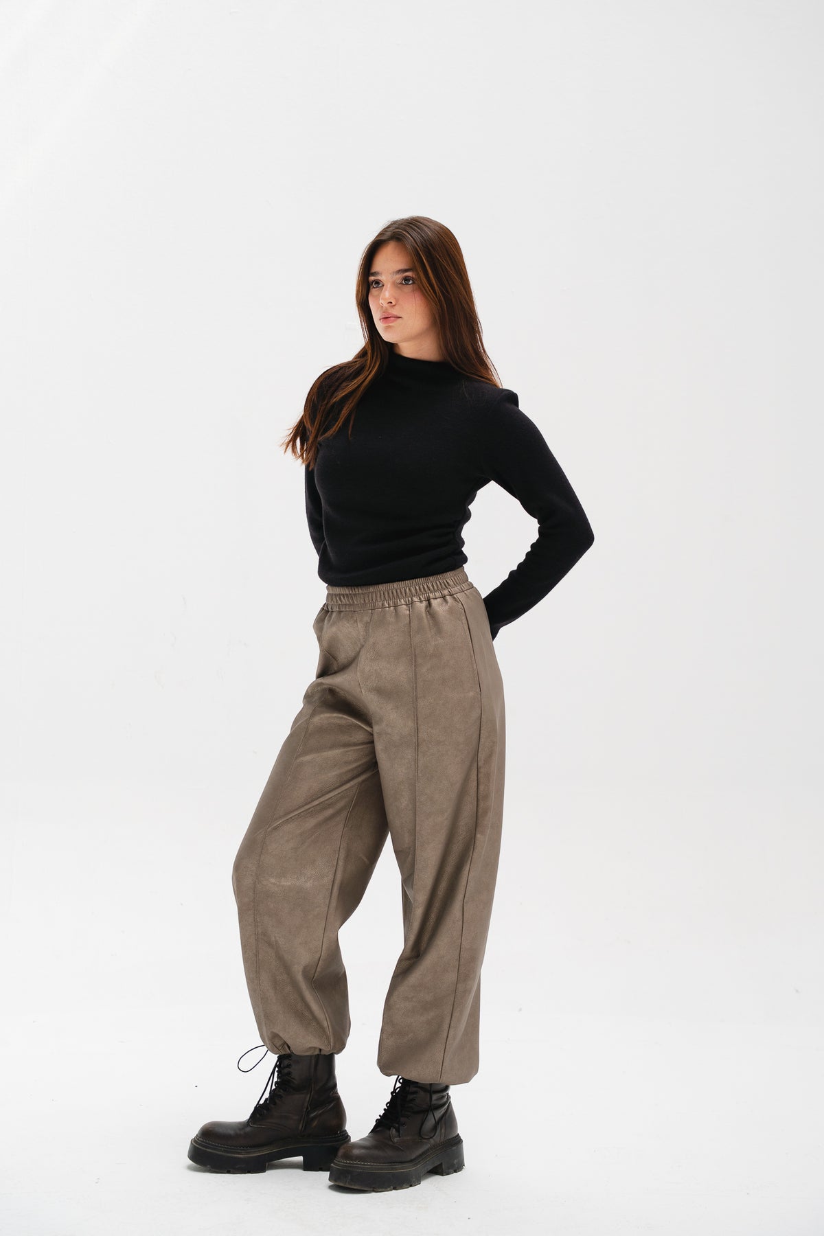 Balloon Leather Pants in Gold