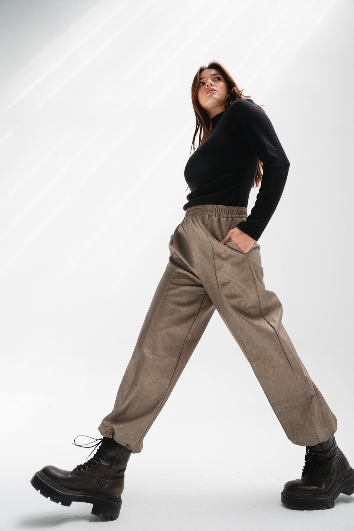 Balloon Leather Pants in Gold