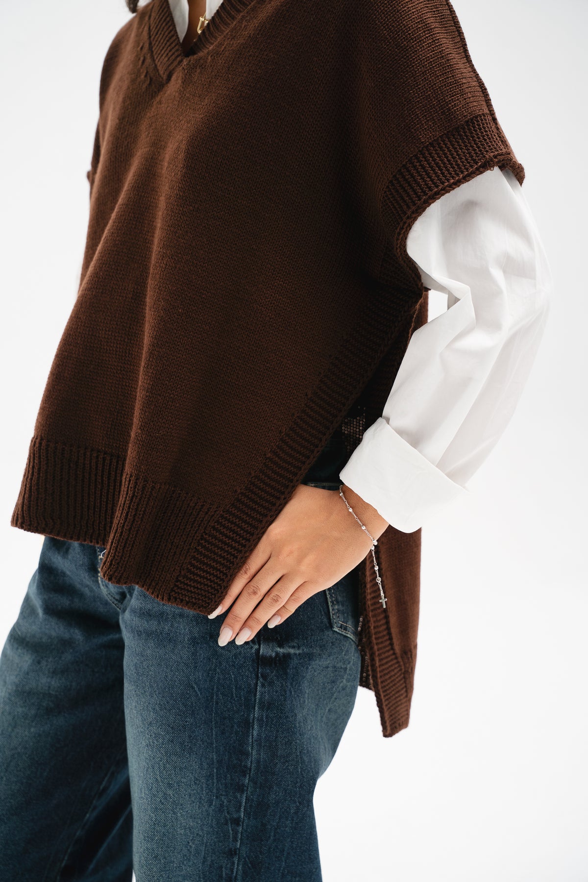 Last Call Vest in Brown