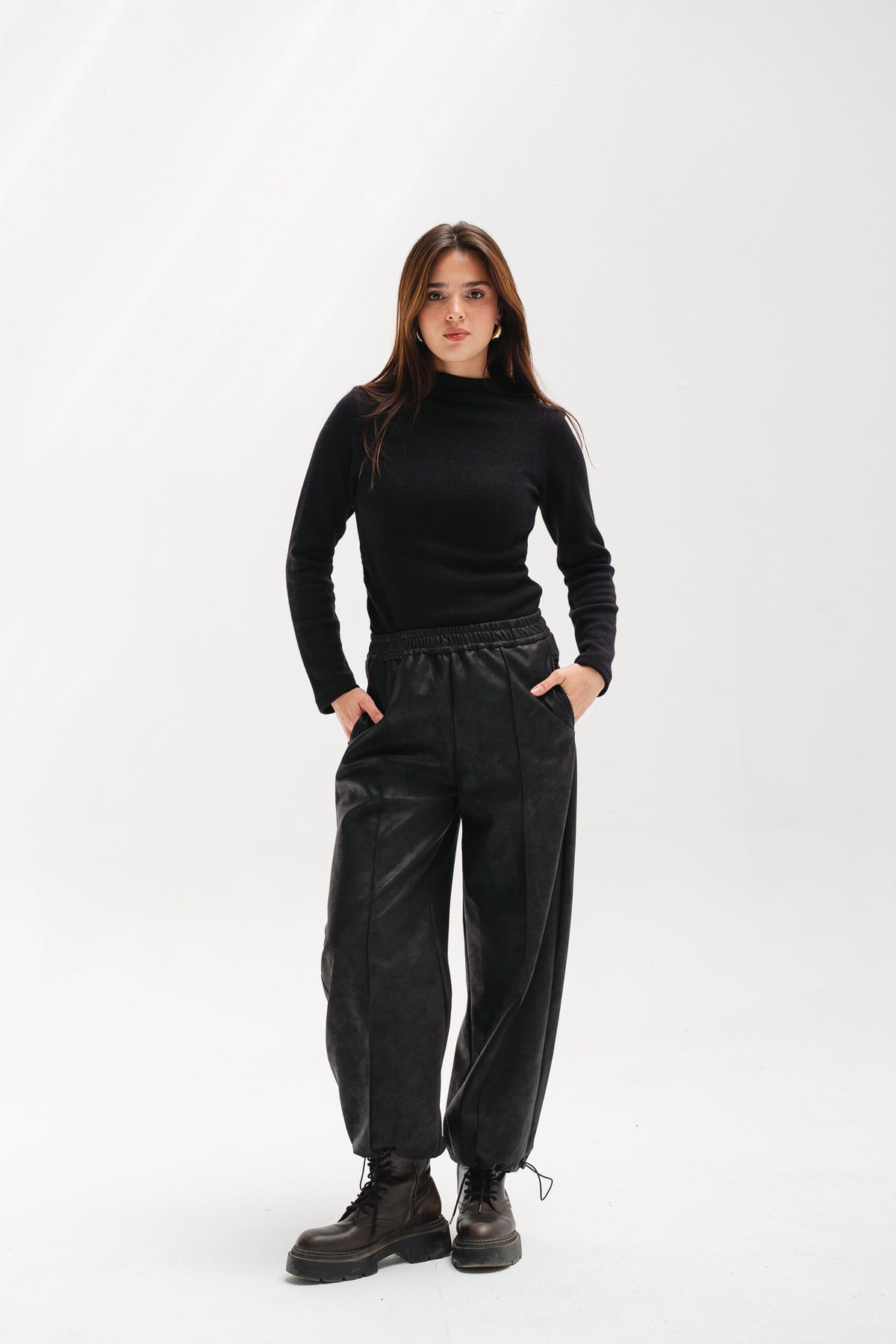 Balloon Leather Pants in Black