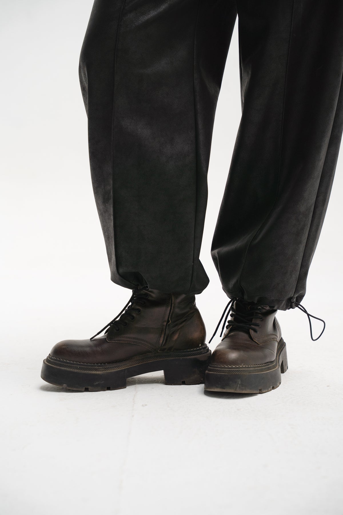 Balloon Leather Pants in Black