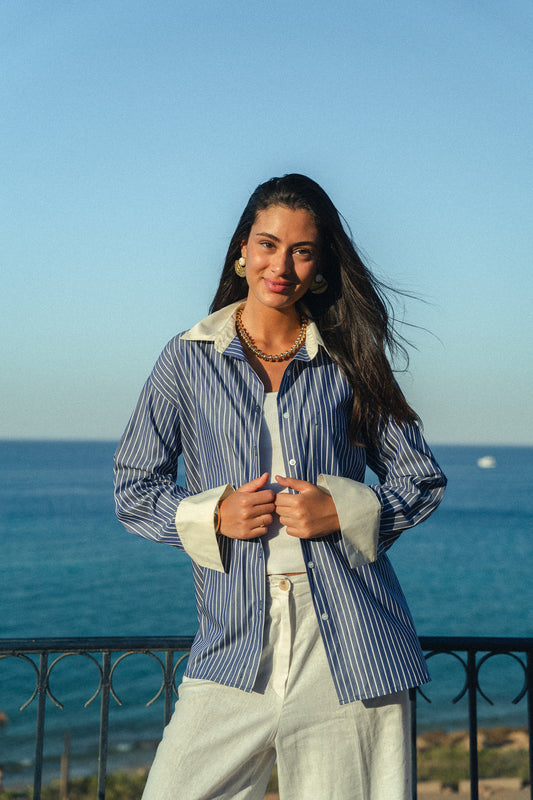 Bare hug shirt in Blue