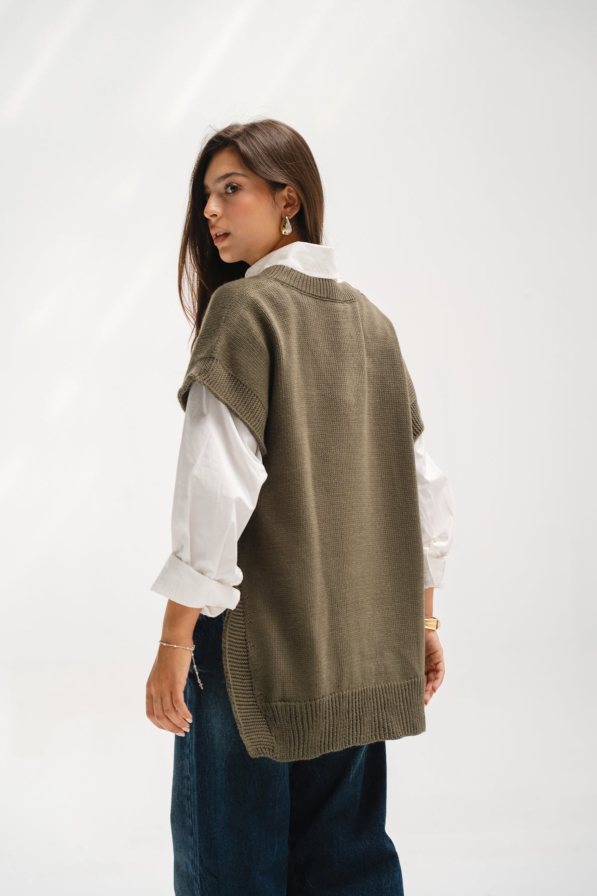 Last Call Vest in Olive