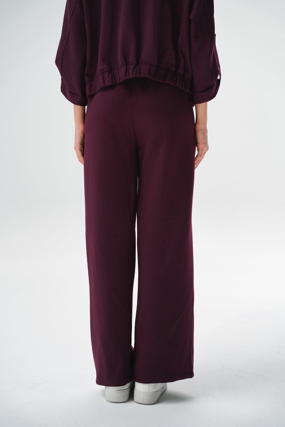 Chestnut Set in Burgundy