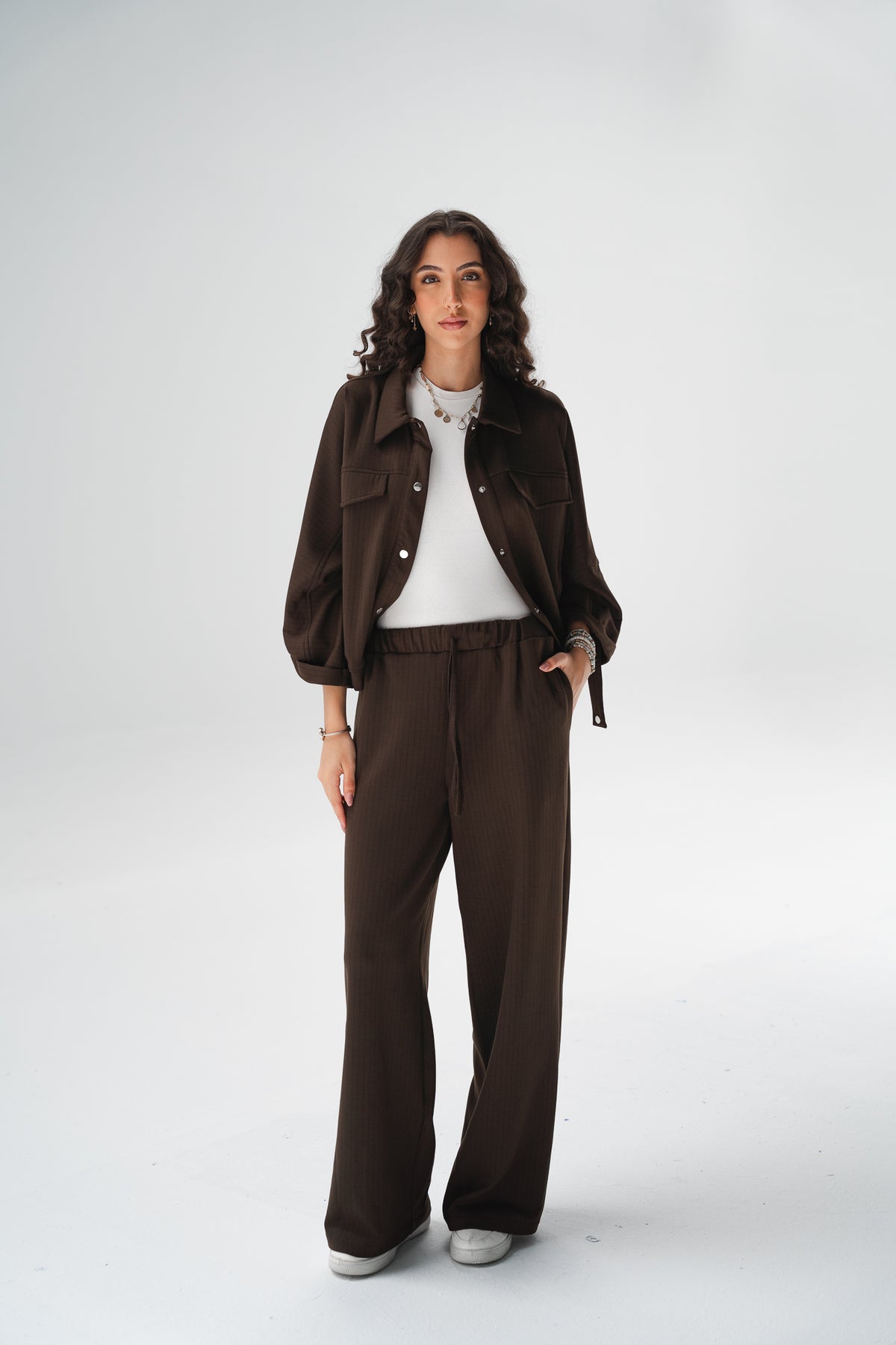 Chestnut Set in  Brown