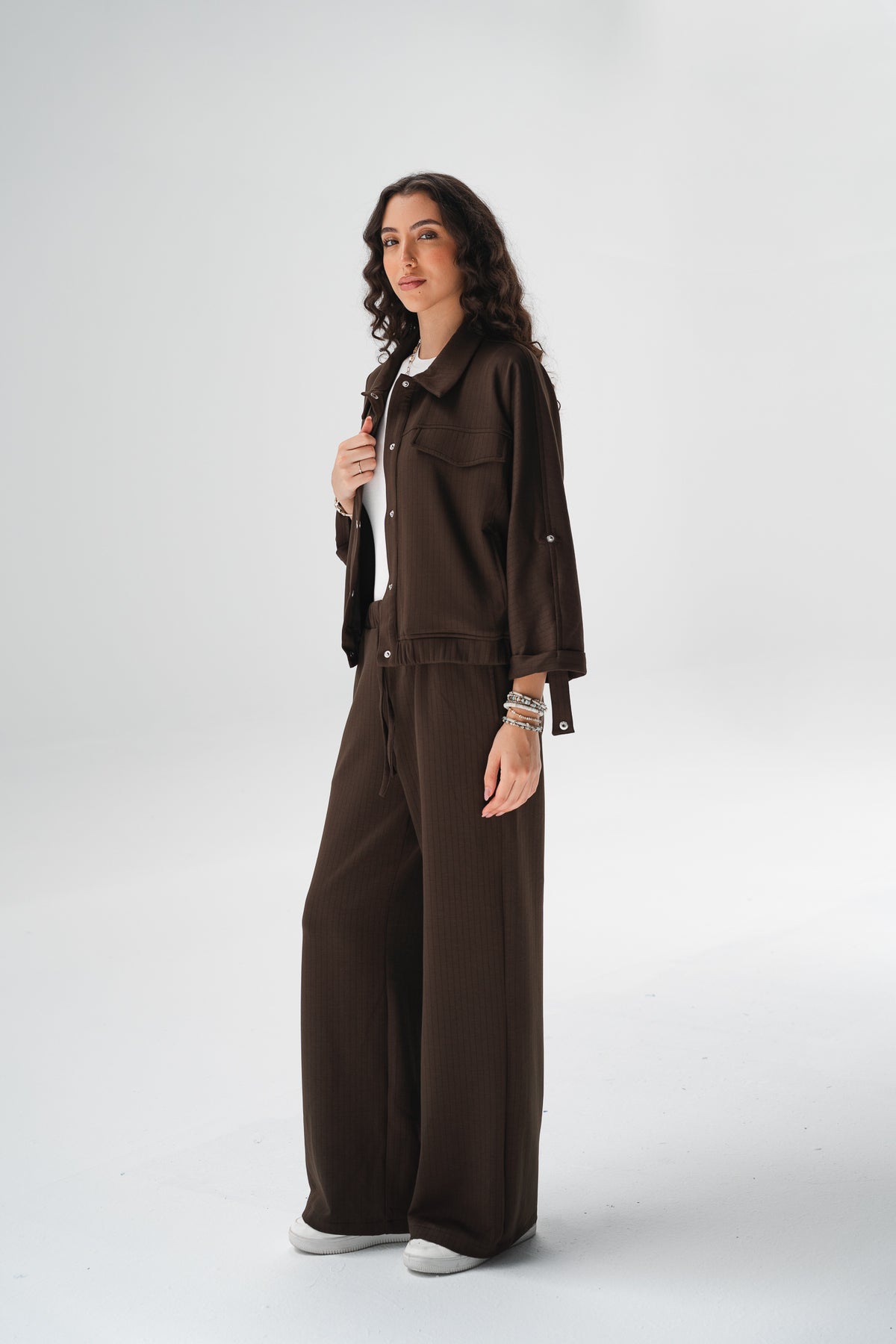 Chestnut Set in  Brown
