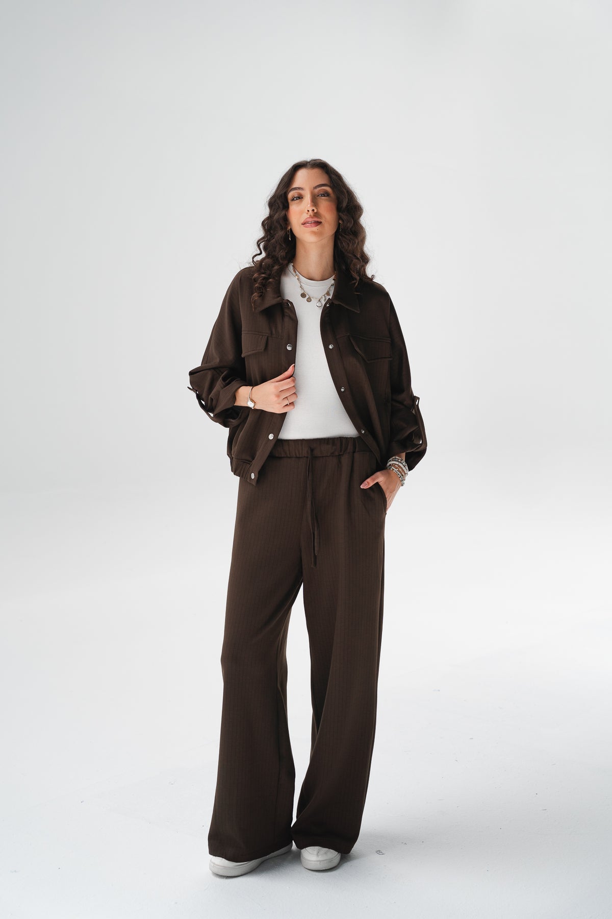 Chestnut Set in  Brown