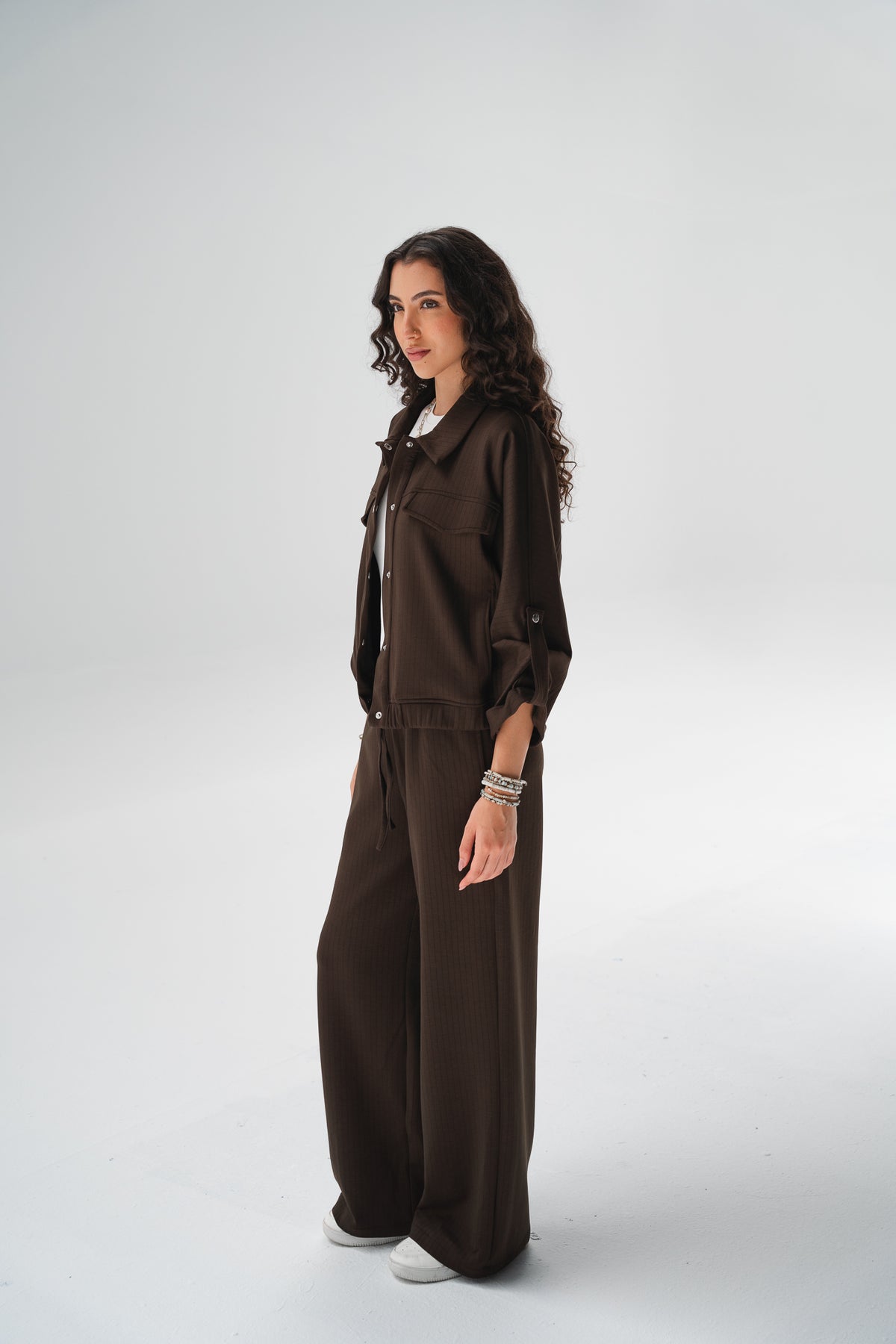 Chestnut Set in  Brown