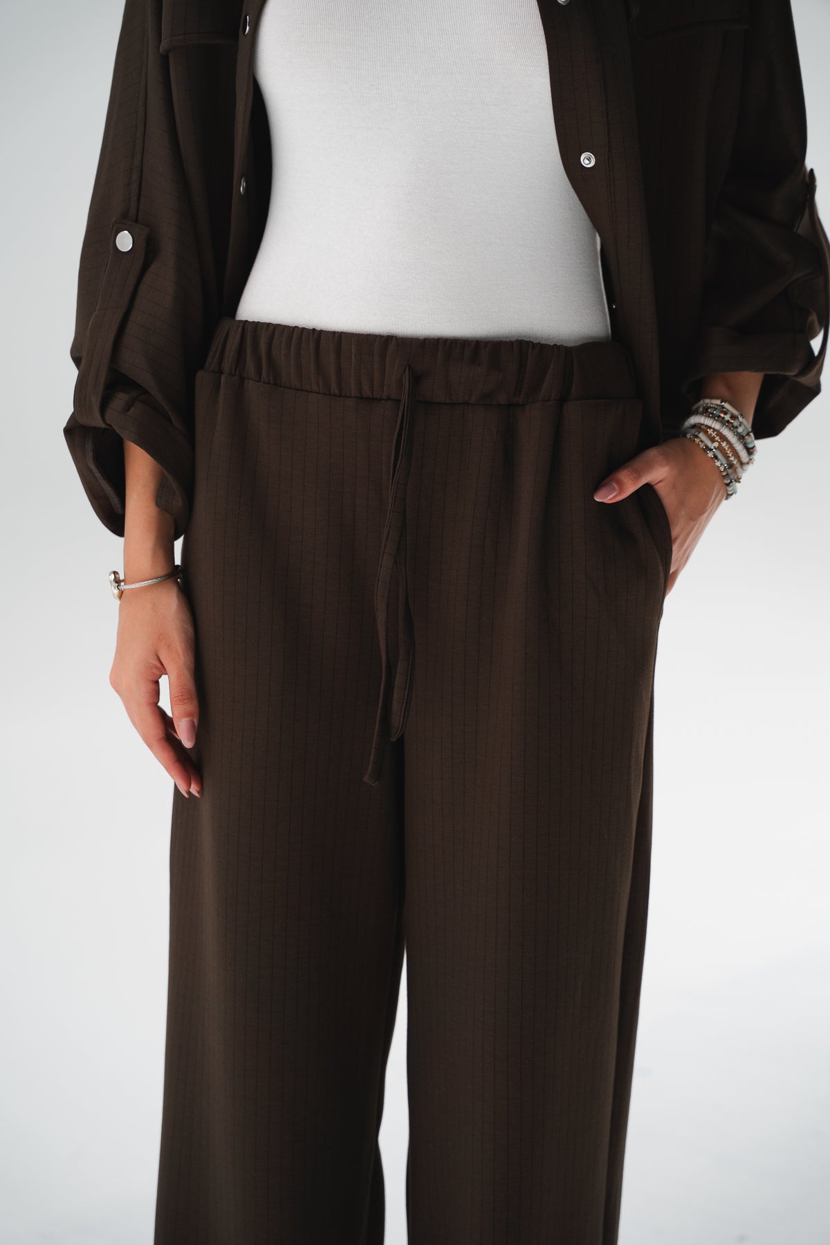 Chestnut Set in  Brown