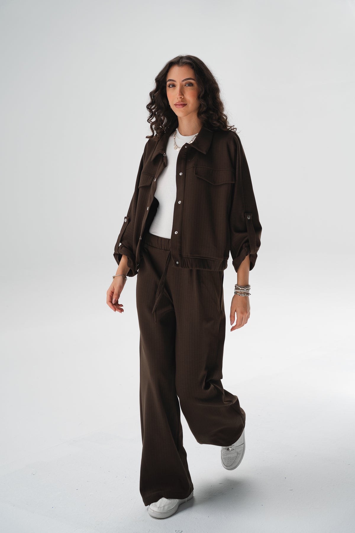 Chestnut Set in  Brown