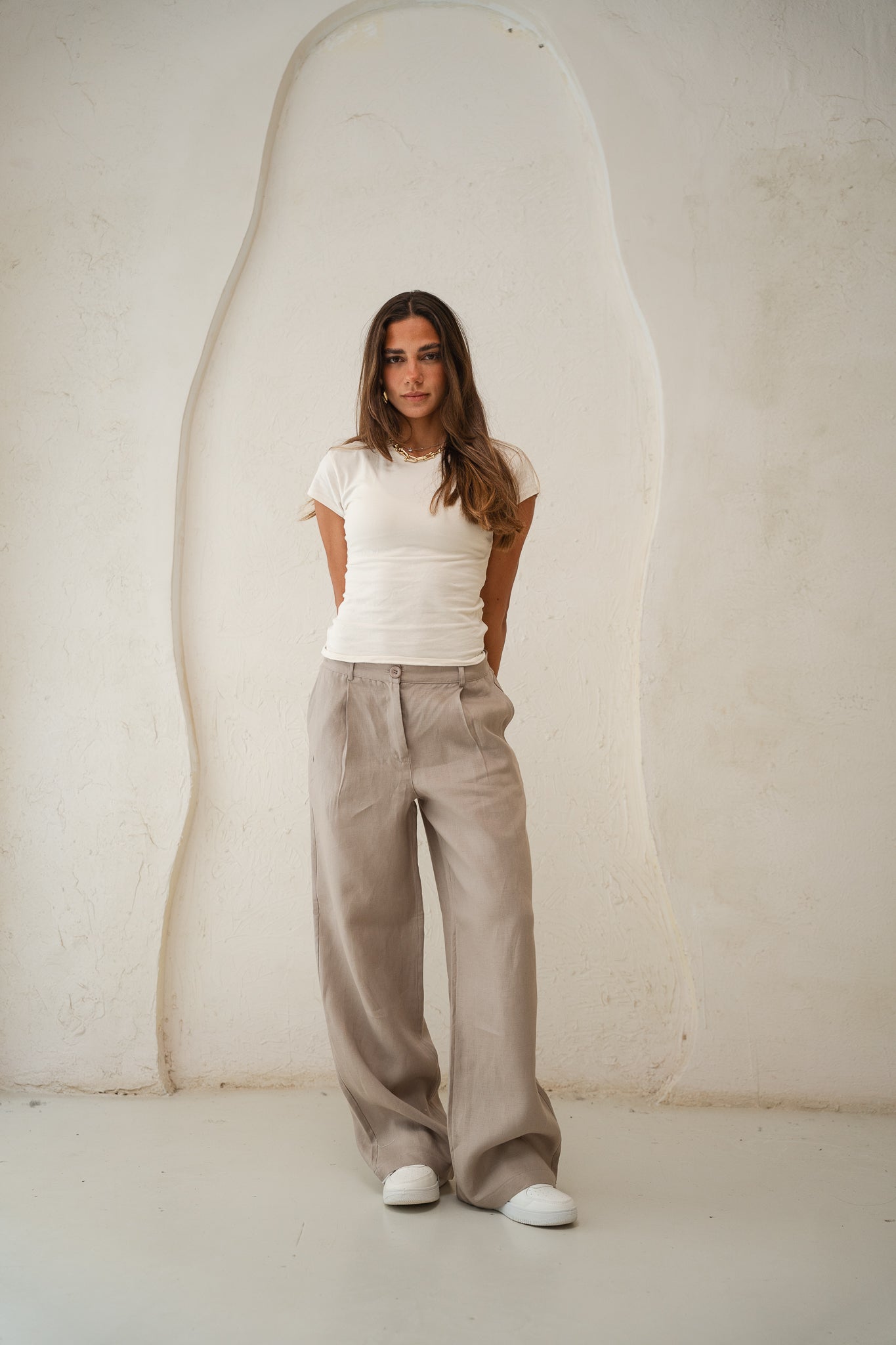 Tailored Linen Pants in Cafe