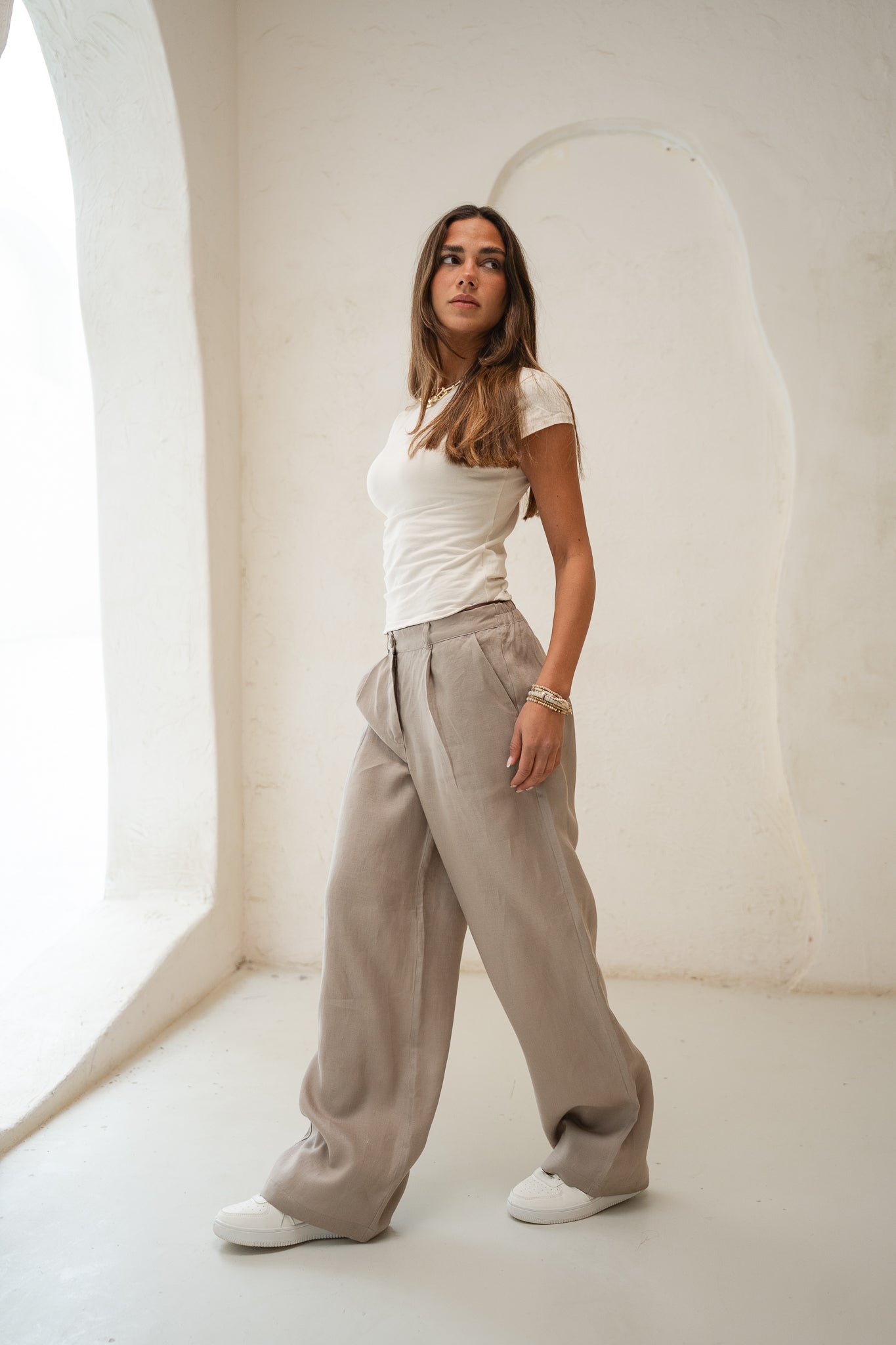 Tailored Linen Pants in Cafe