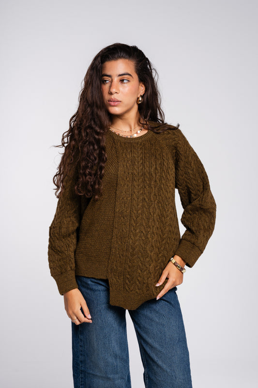 See Me Braids Pullover in Olive