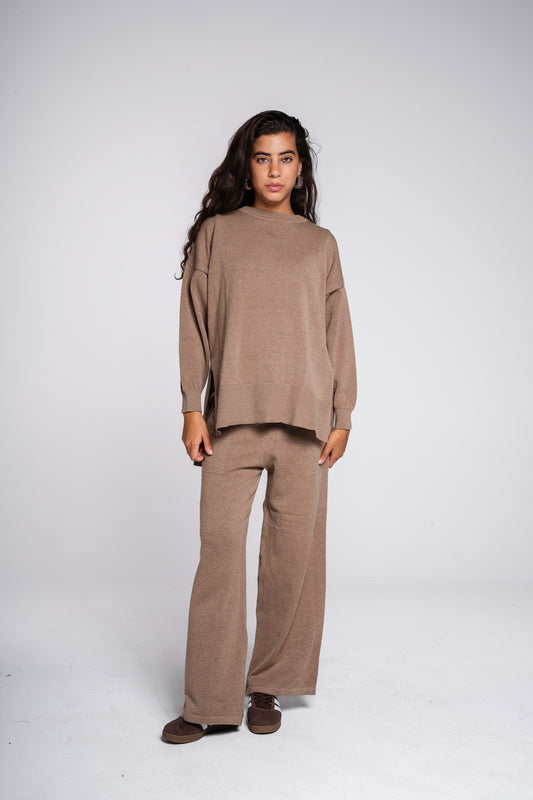 The Knit Set in Cafe