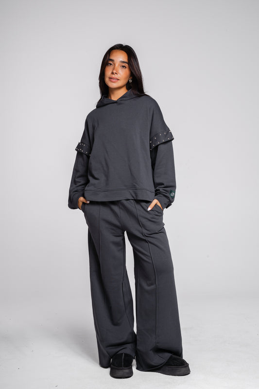 Studded Easy Set in Dark Grey