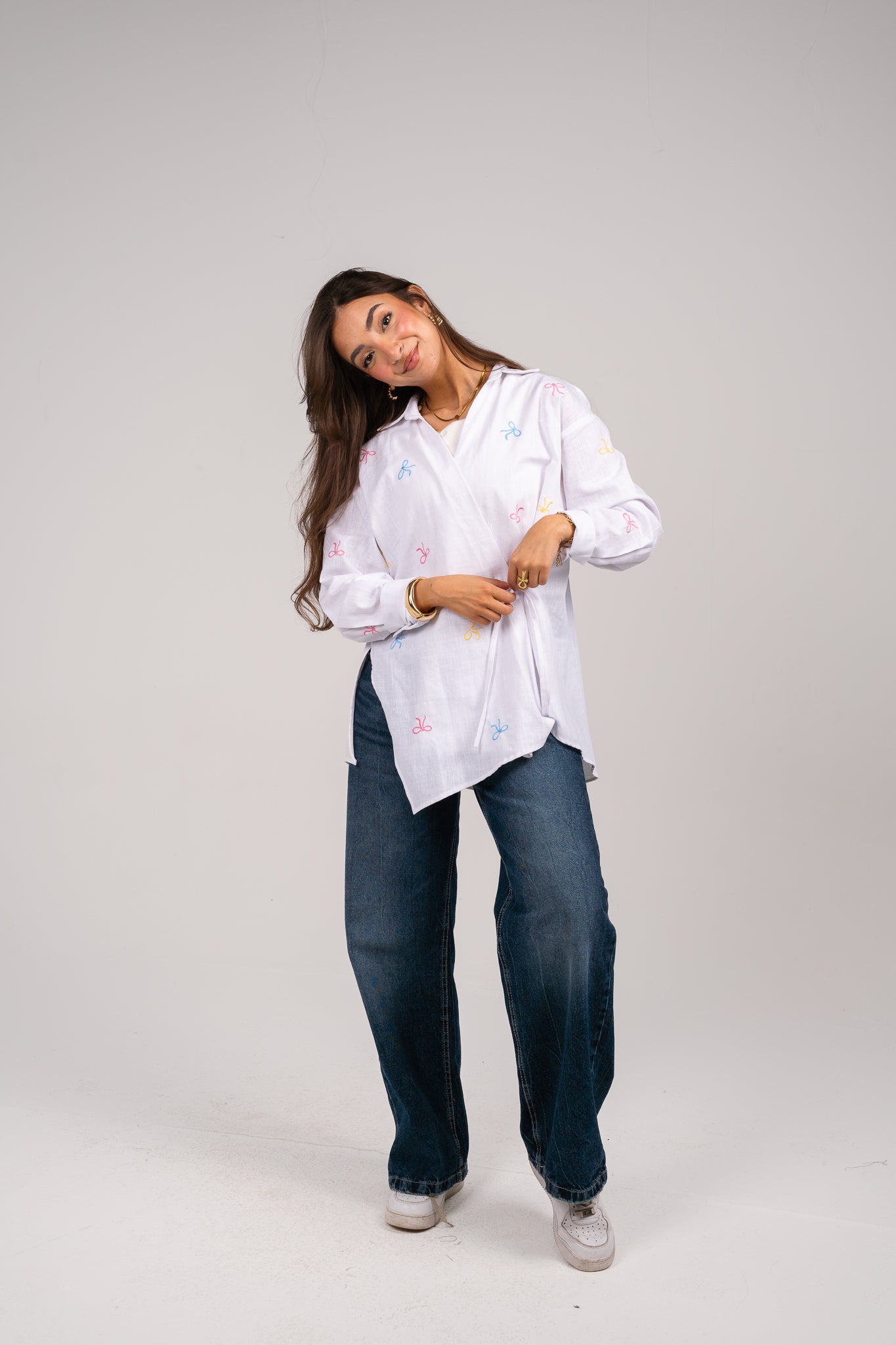 Ribbons embroidered wrap shirt in White