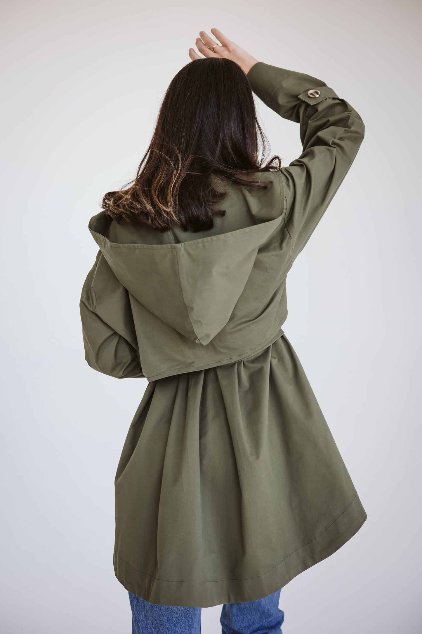 Luca jacket in olive ( preorder & receive in 10 to 15 days)