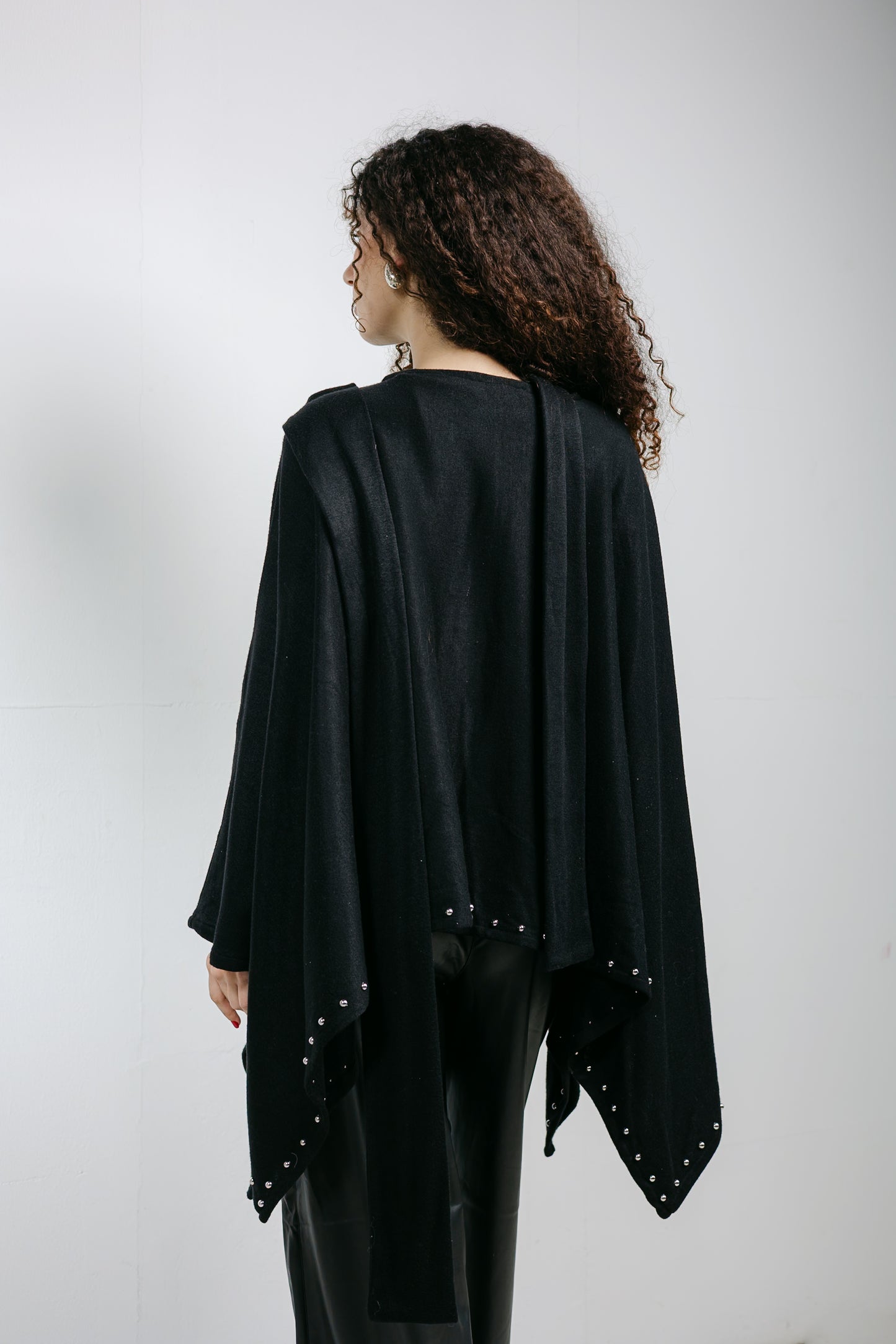 The Twighlight cape in Black