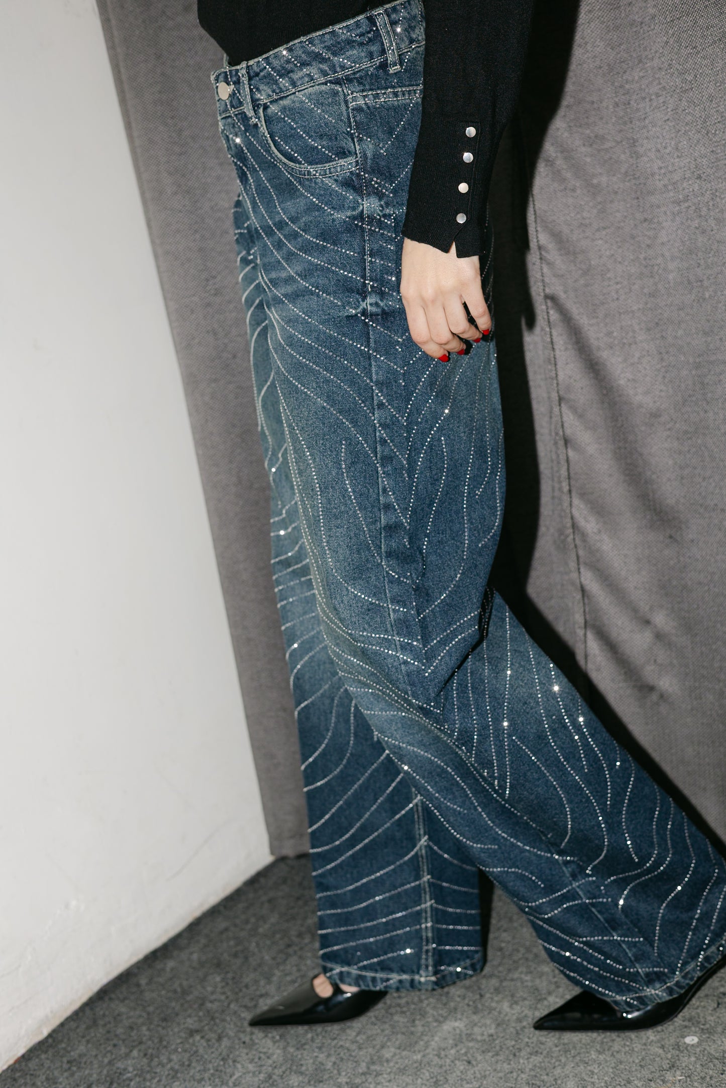 Glowy Waves Denim Pants in Blue