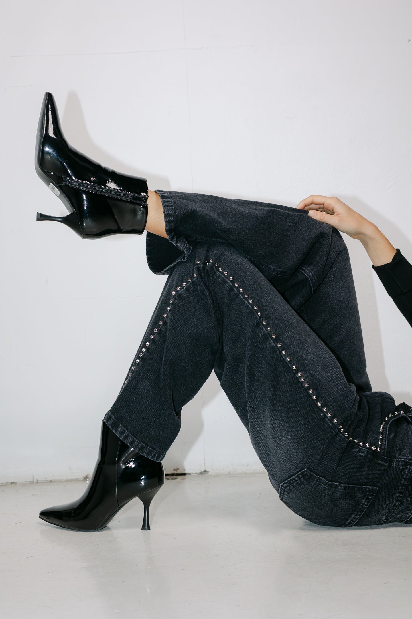 Silver Lining Denim Pants in Black