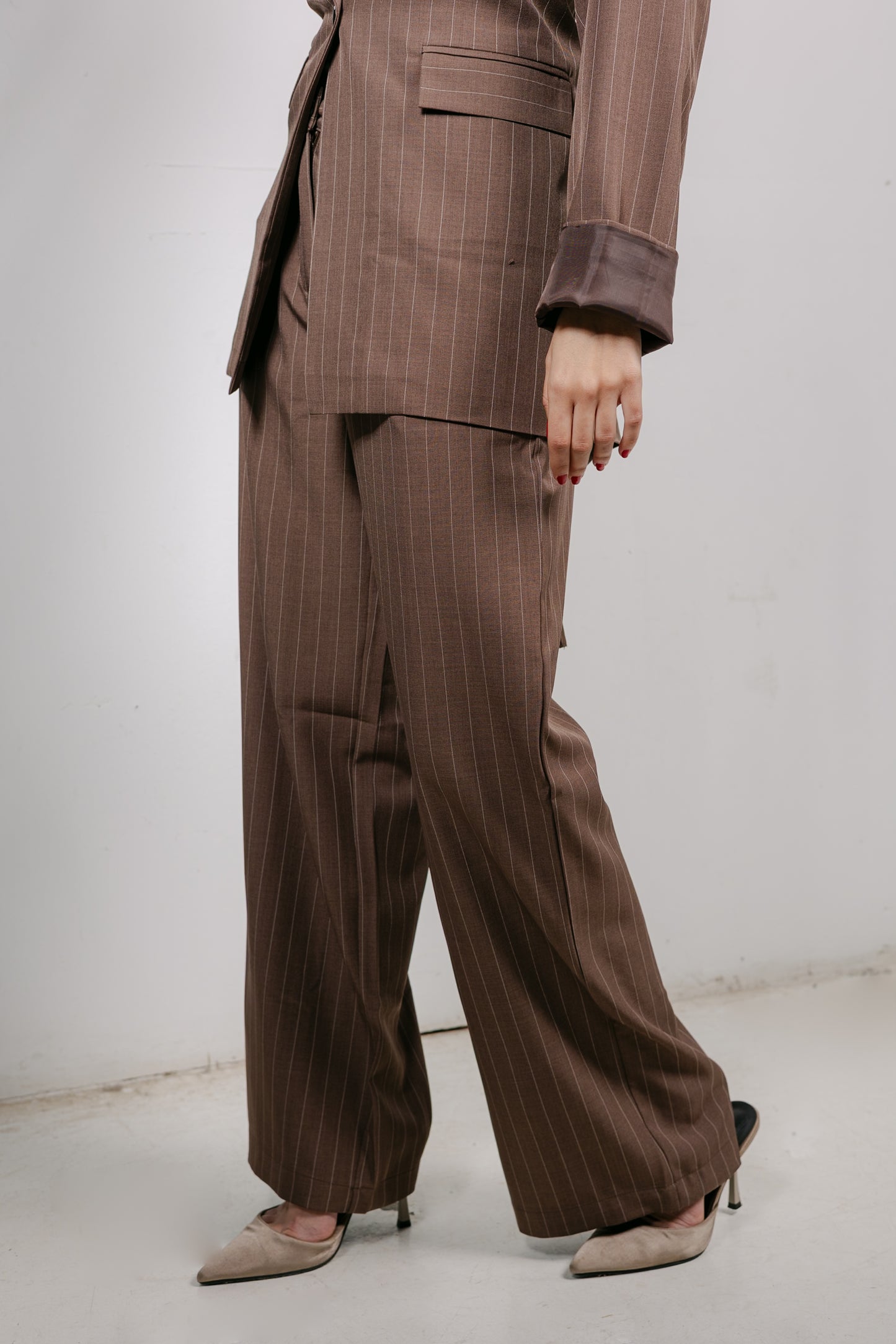 Big Girl Blazer Set in Brown