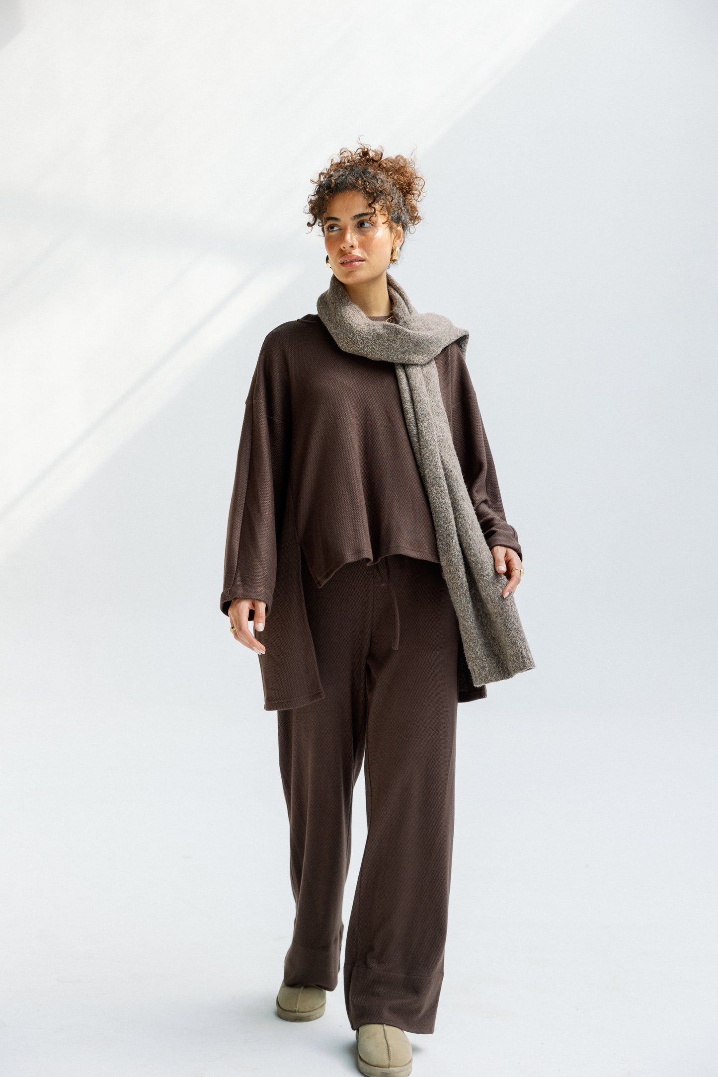 The Glimmer Set in Brown - Shimmery fabric