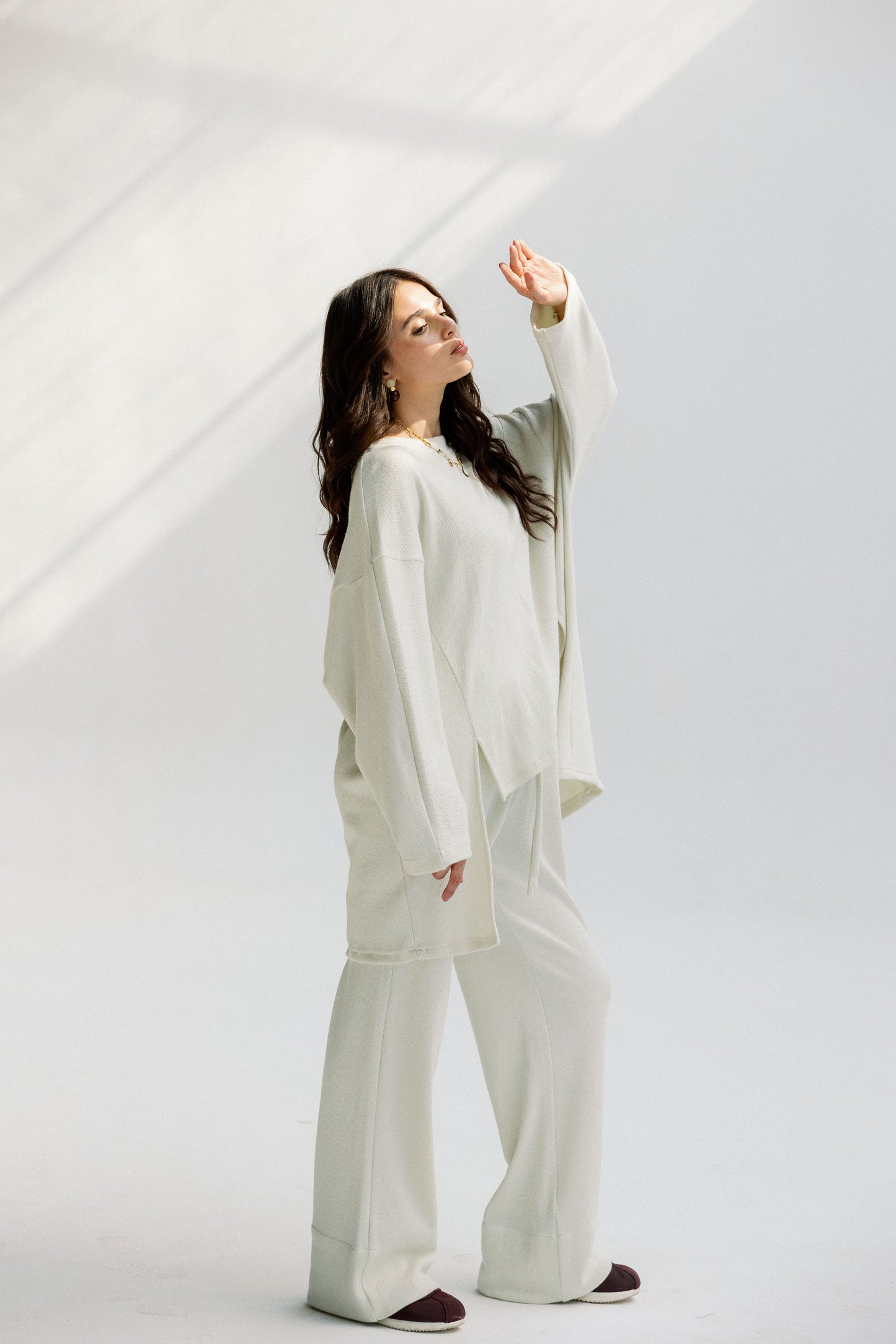 The Glimmer Set in off-white - Shimmery fabric