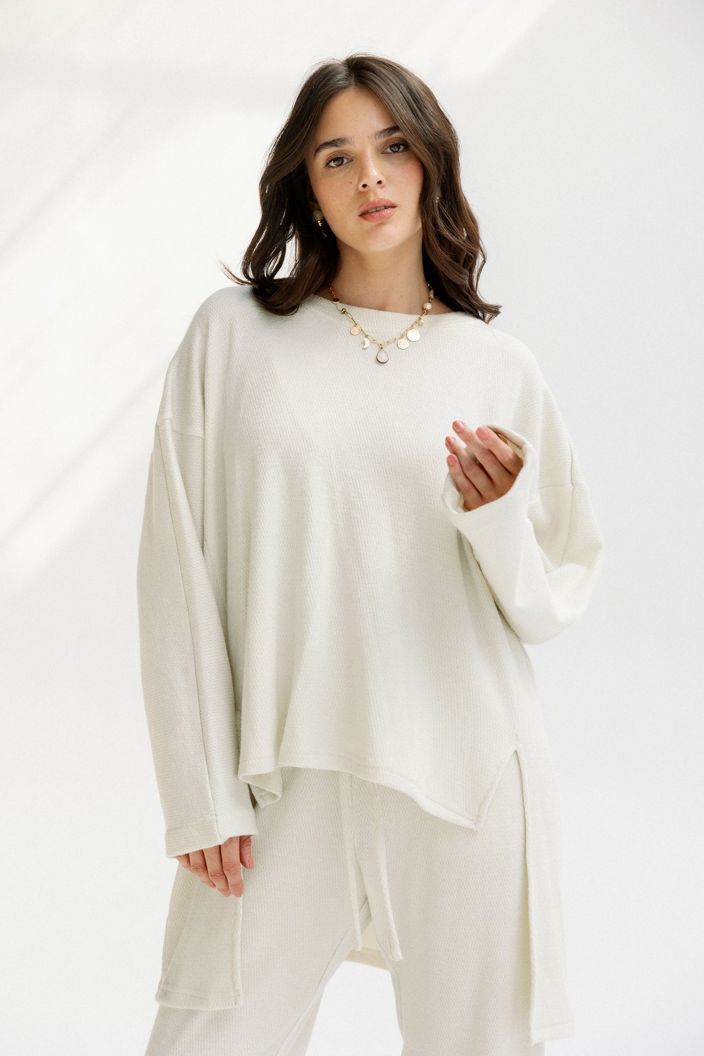 The Glimmer Set in off-white - Shimmery fabric