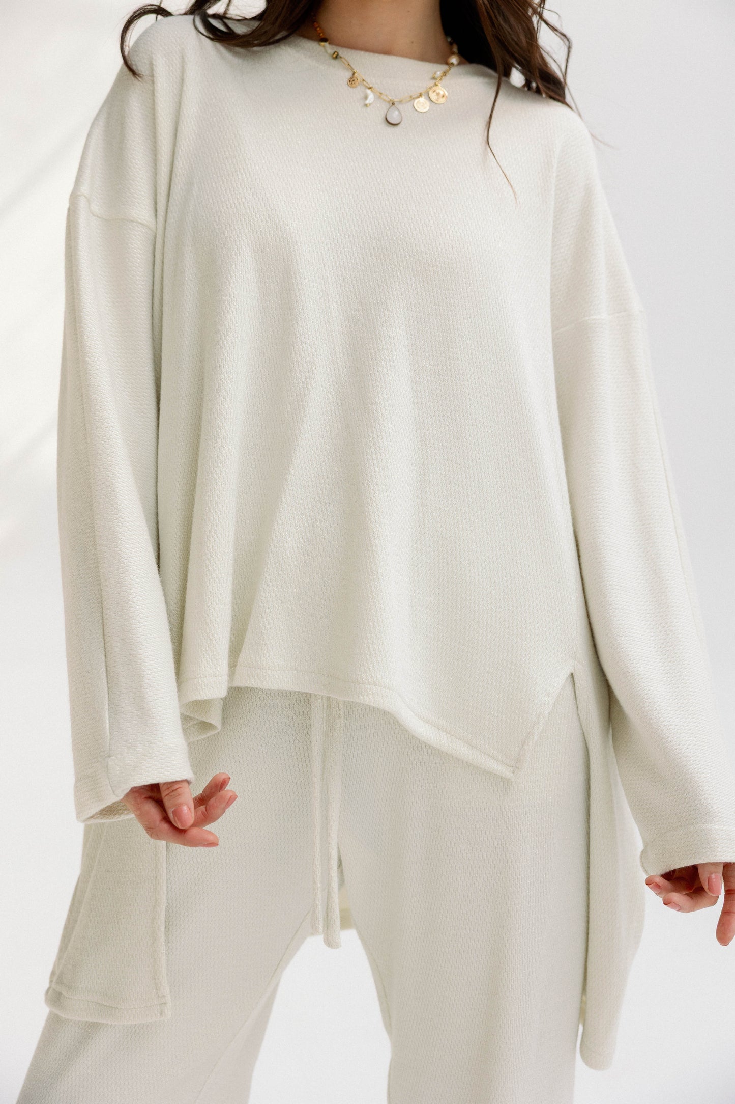 The Glimmer Set in off-white - Shimmery fabric