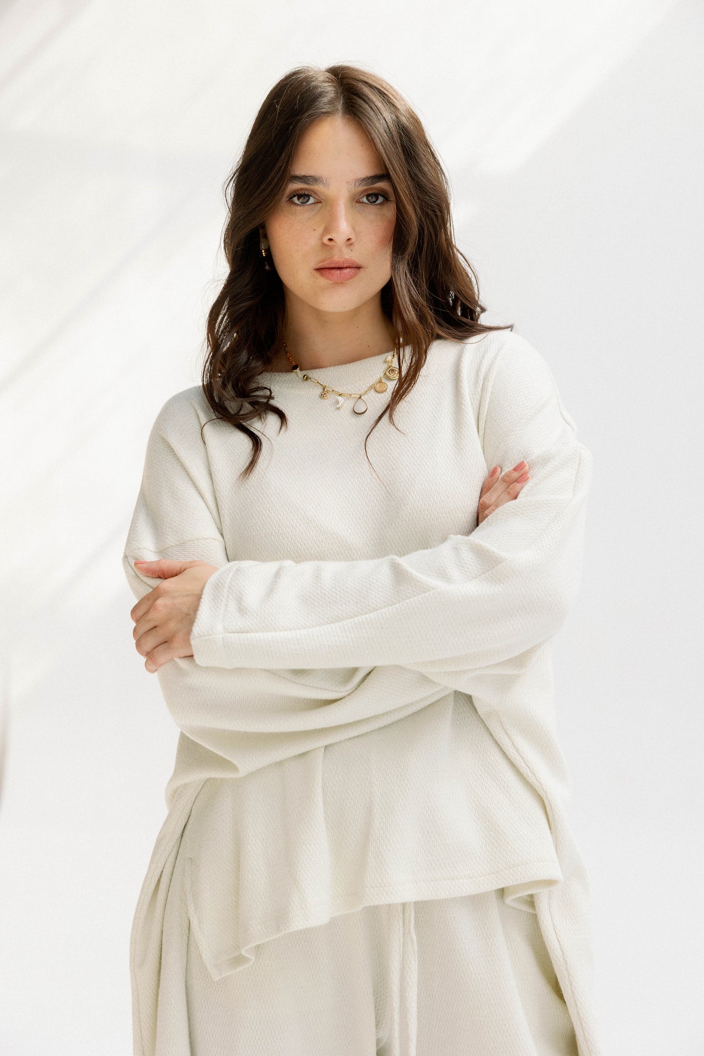 The Glimmer Set in off-white - Shimmery fabric