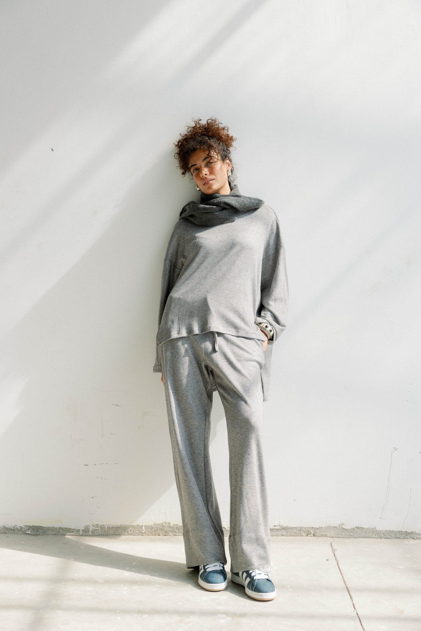 The Glimmer Set in Grey - Shimmery fabric