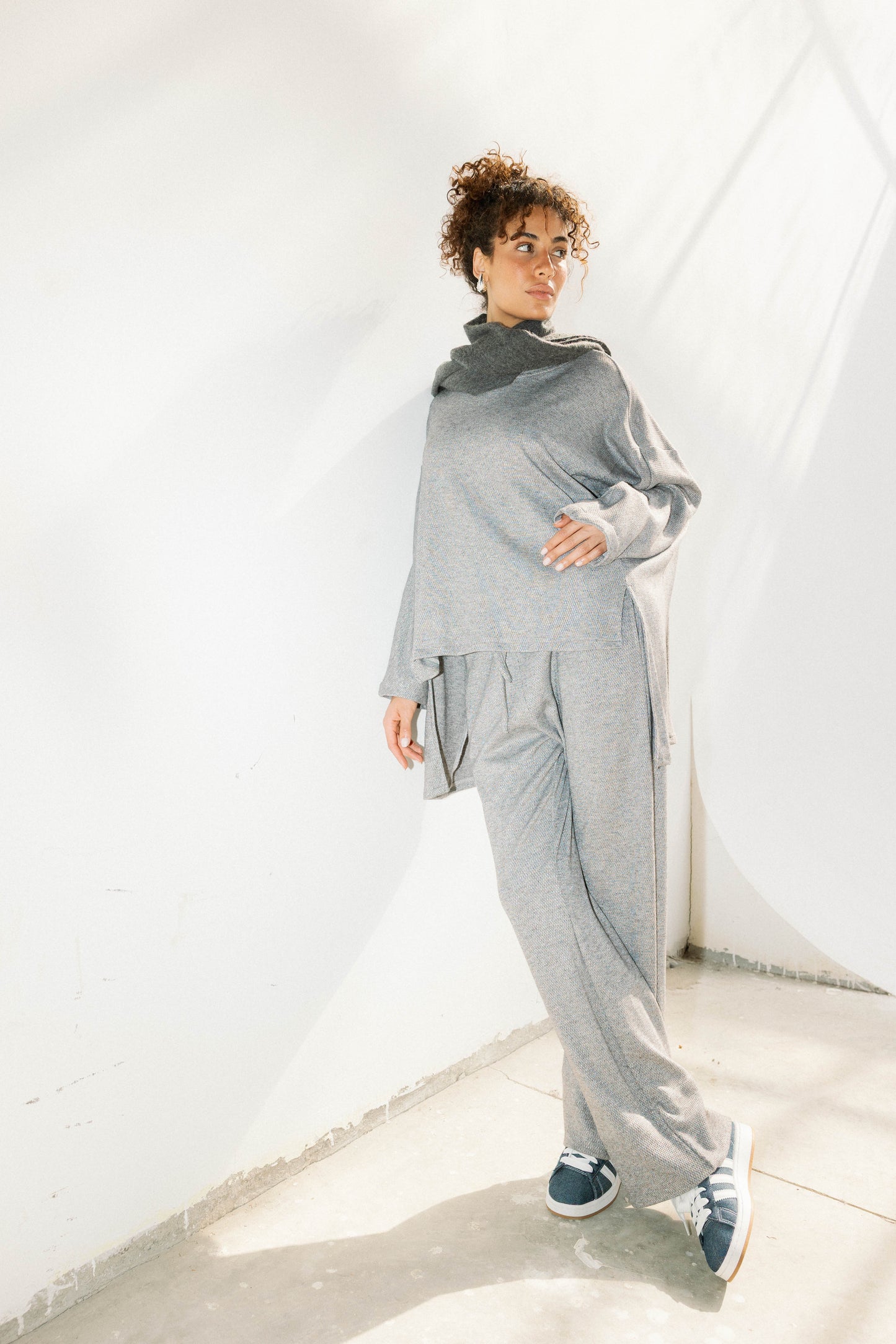 The Glimmer Set in Grey - Shimmery fabric