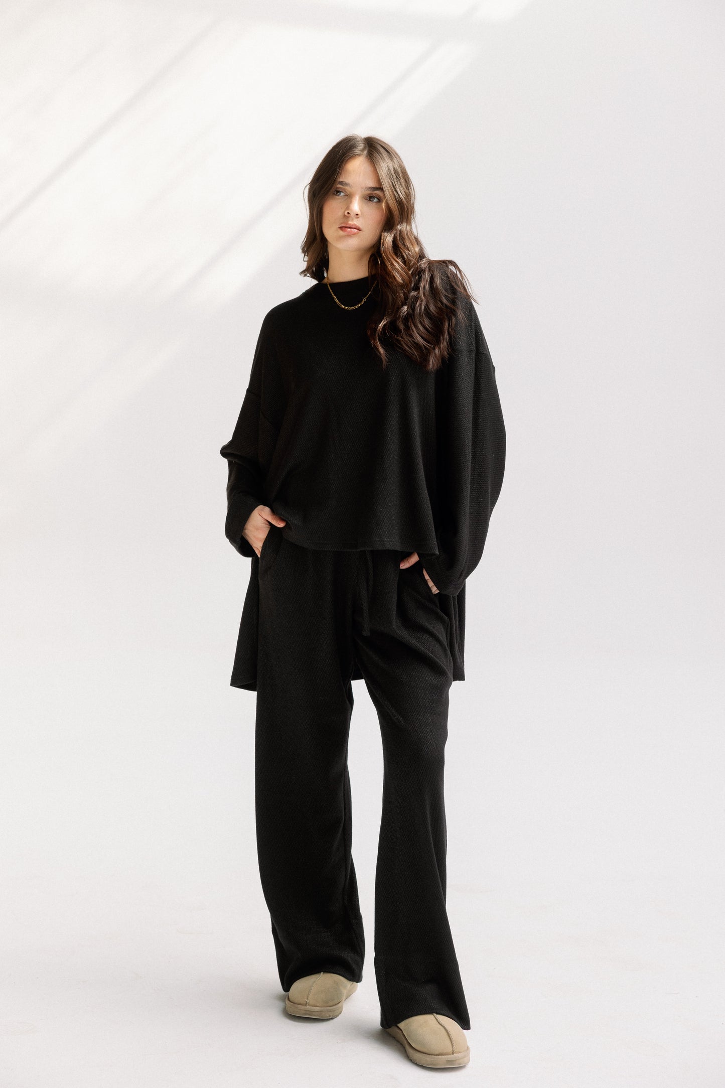 The Glimmer Set in Black - Shimmery