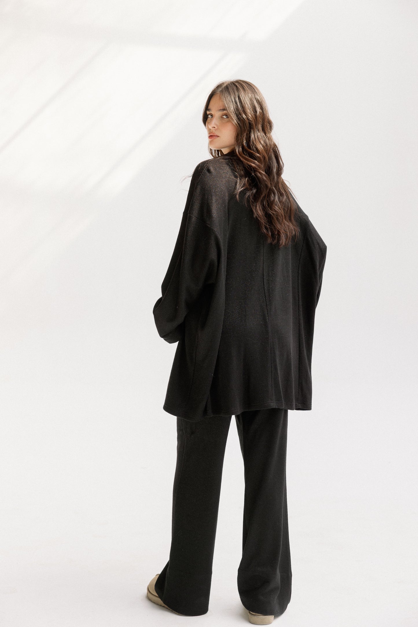 The Glimmer Set in Black - Shimmery