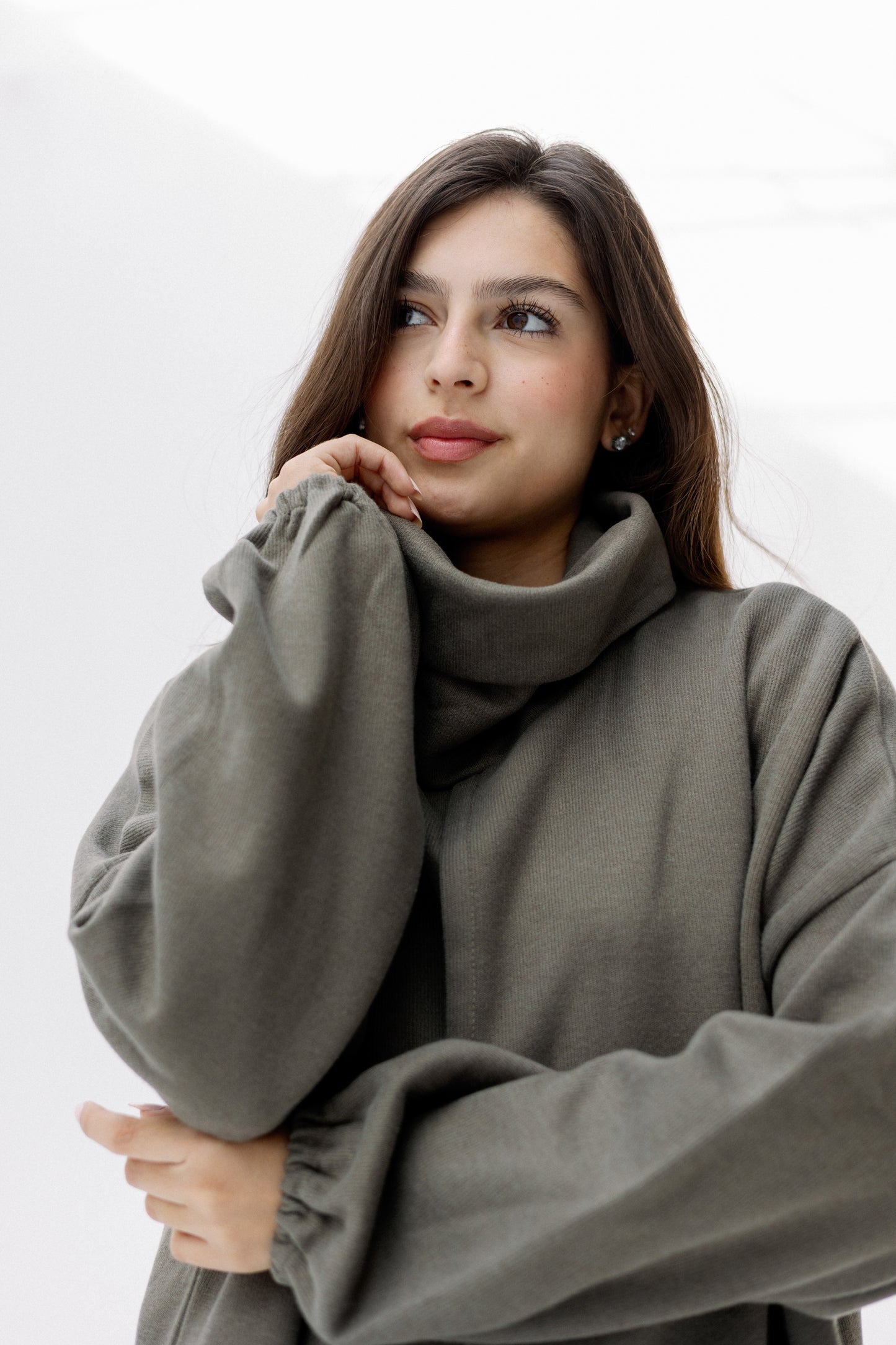 All I Need pullover in olive